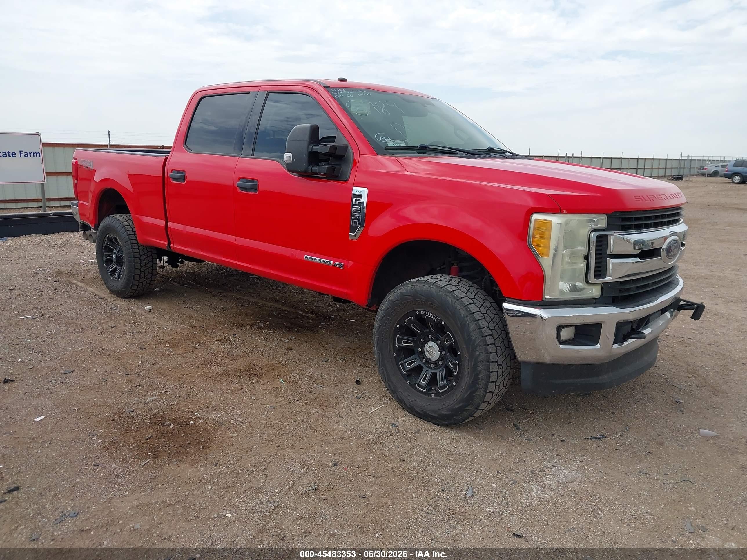 2017 Ford F-250 Xlt Red vin: 1FT7W2BT7HEB68989