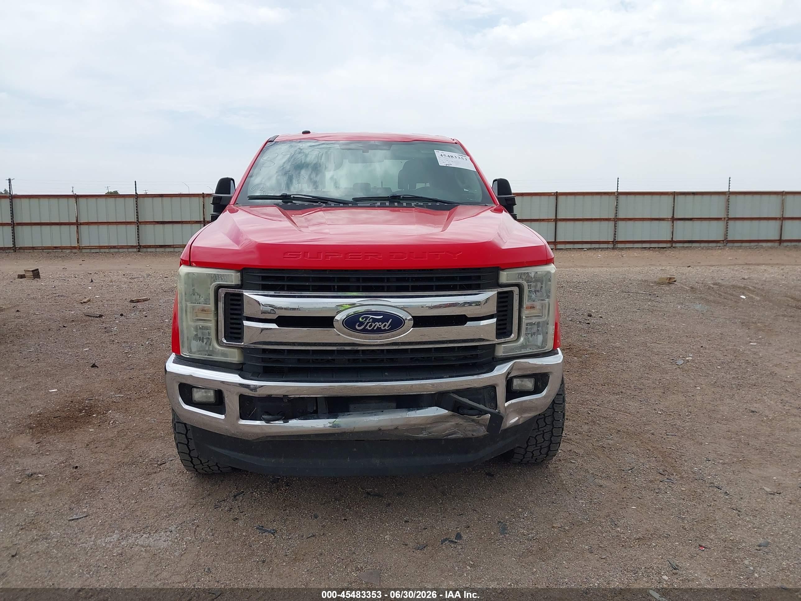 2017 Ford F-250 Xlt Красный vin: 1FT7W2BT7HEB68989