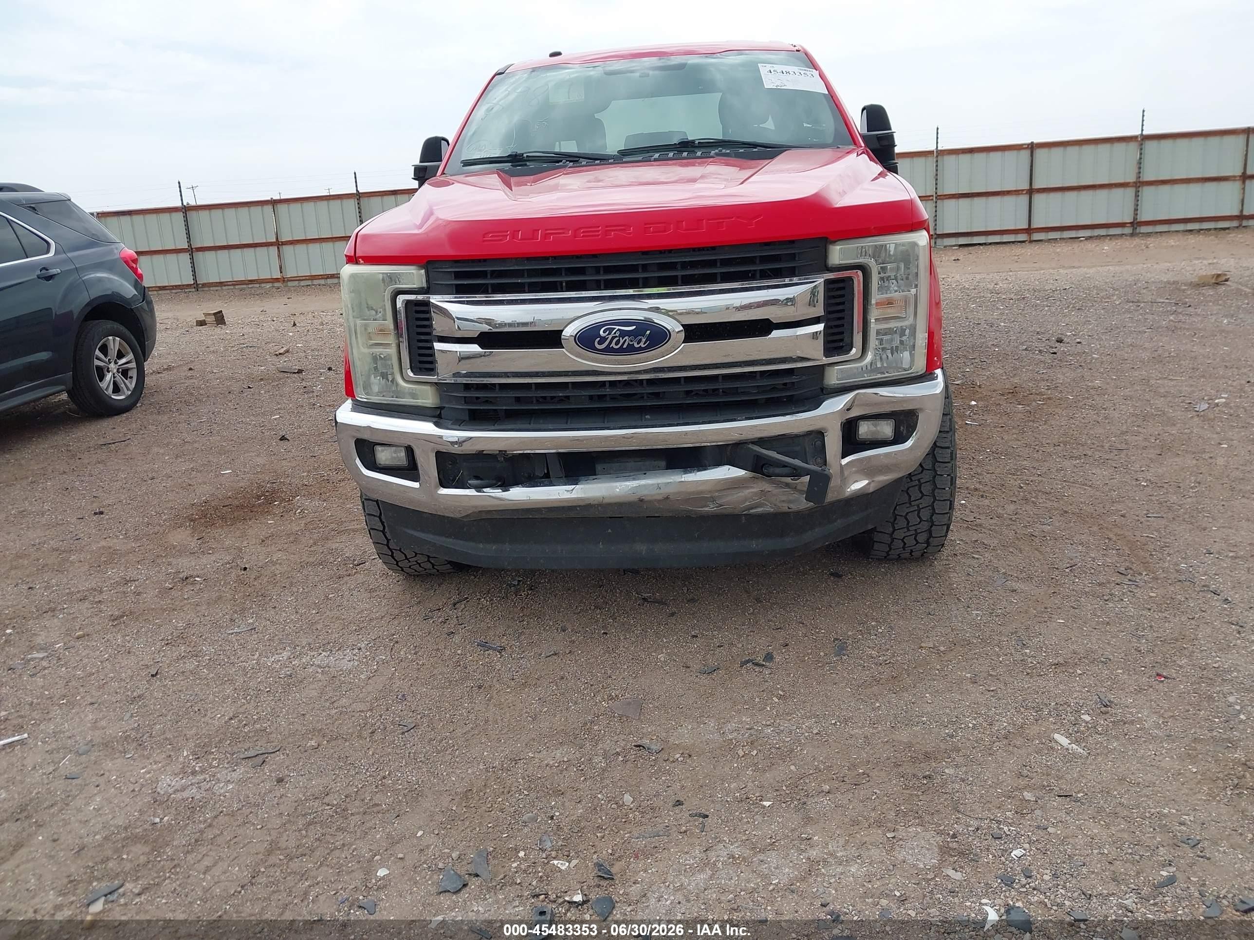 2017 Ford F-250 Xlt Красный vin: 1FT7W2BT7HEB68989