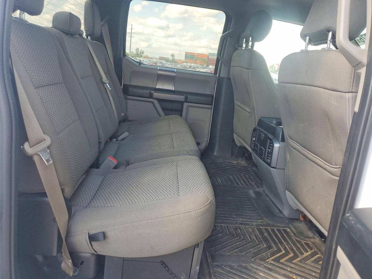 2019 Ford F250 Super Duty White vin: 1FT7W2BT7KEF67232