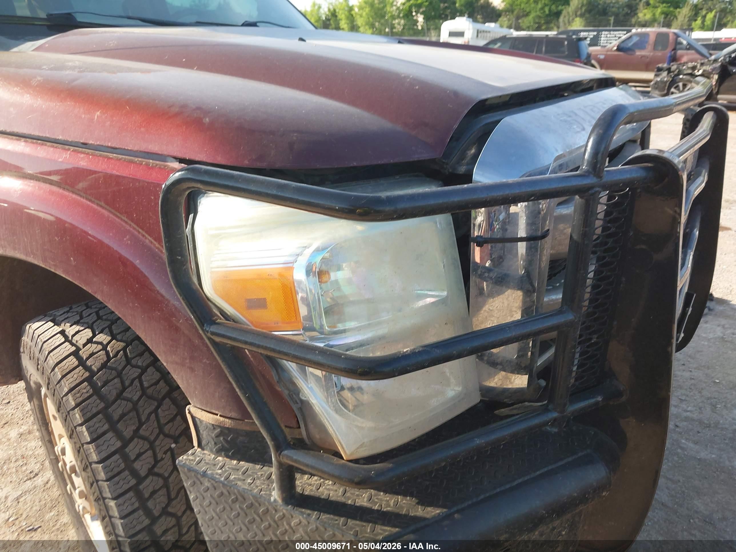 2011 Ford F250 Super Duty Maroon vin: 1FT7W2BT8BEA26528