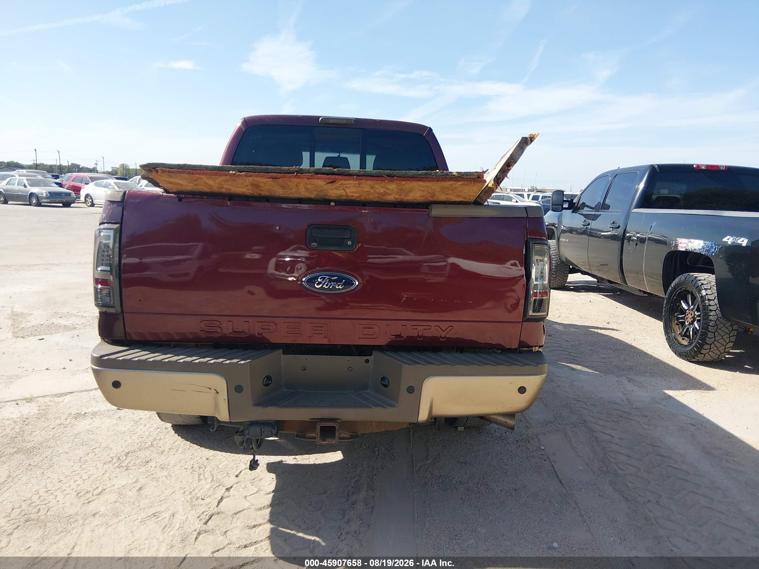 2011 Ford F-250 King Ranch Burgundy vin: 1FT7W2BT8BEA55396