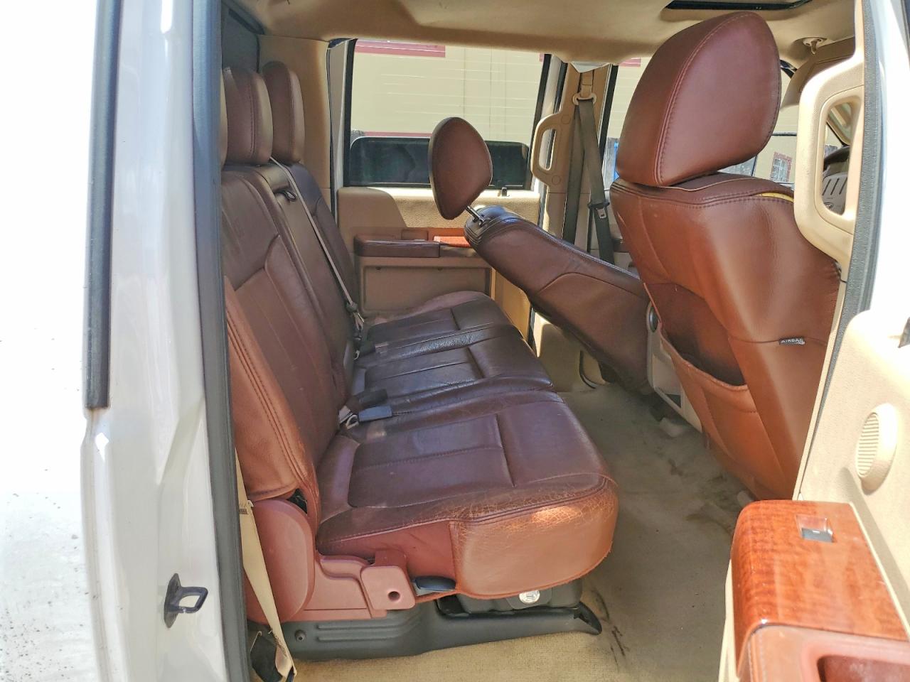 2011 Ford F250 Super Duty White vin: 1FT7W2BT8BEA78600