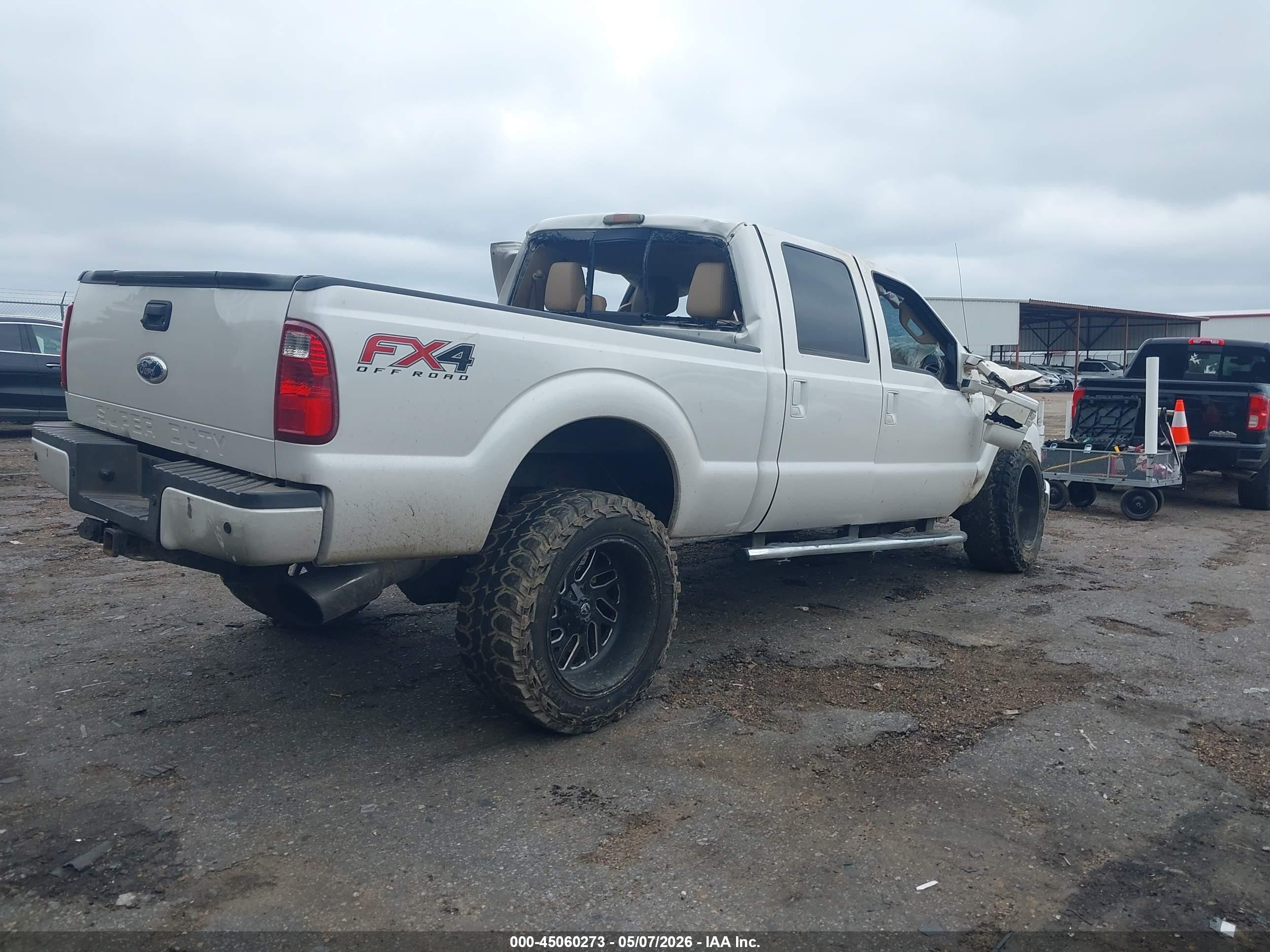 2011 Ford F-250 Lariat White vin: 1FT7W2BT8BED09530