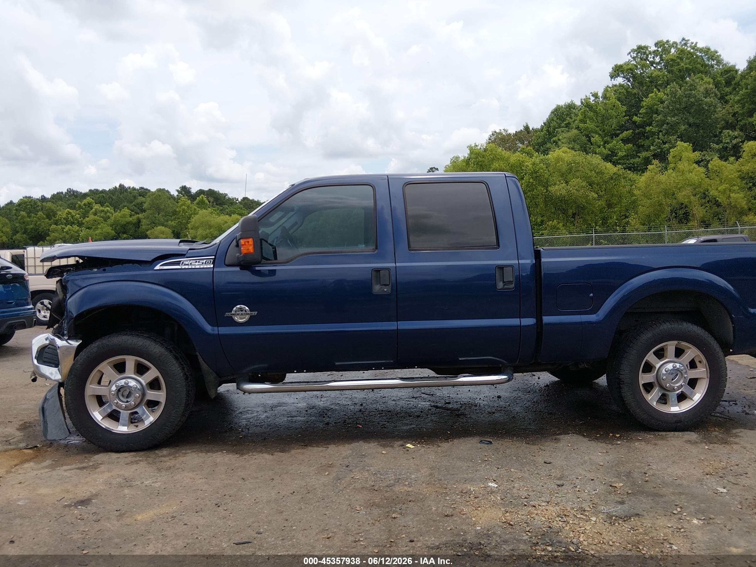 2012 Ford Super Duty F-250 Srw Xlt Синий vin: 1FT7W2BT8CEB22810