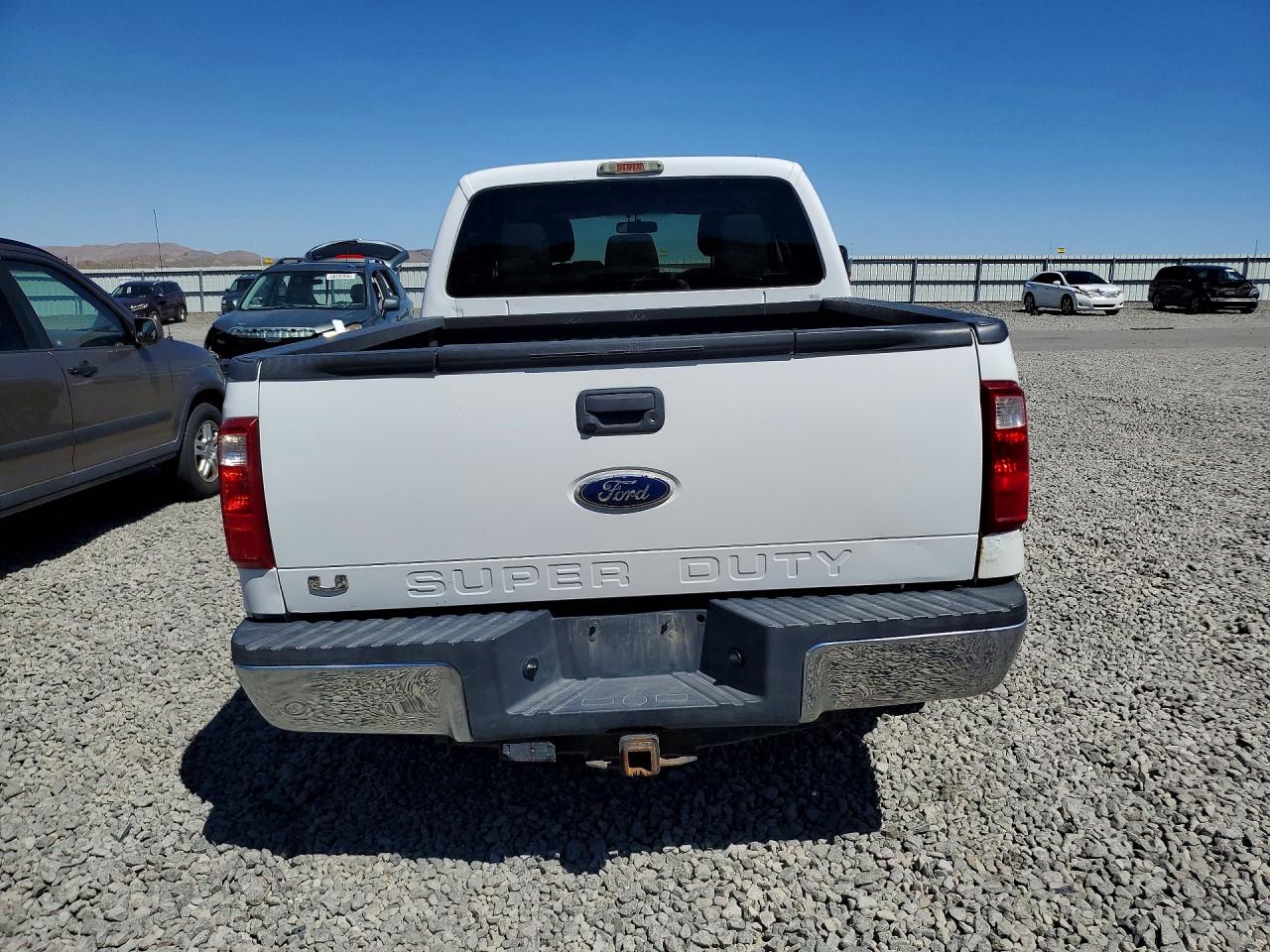 2012 Ford F250 Super Duty Белый vin: 1FT7W2BT8CEC23068