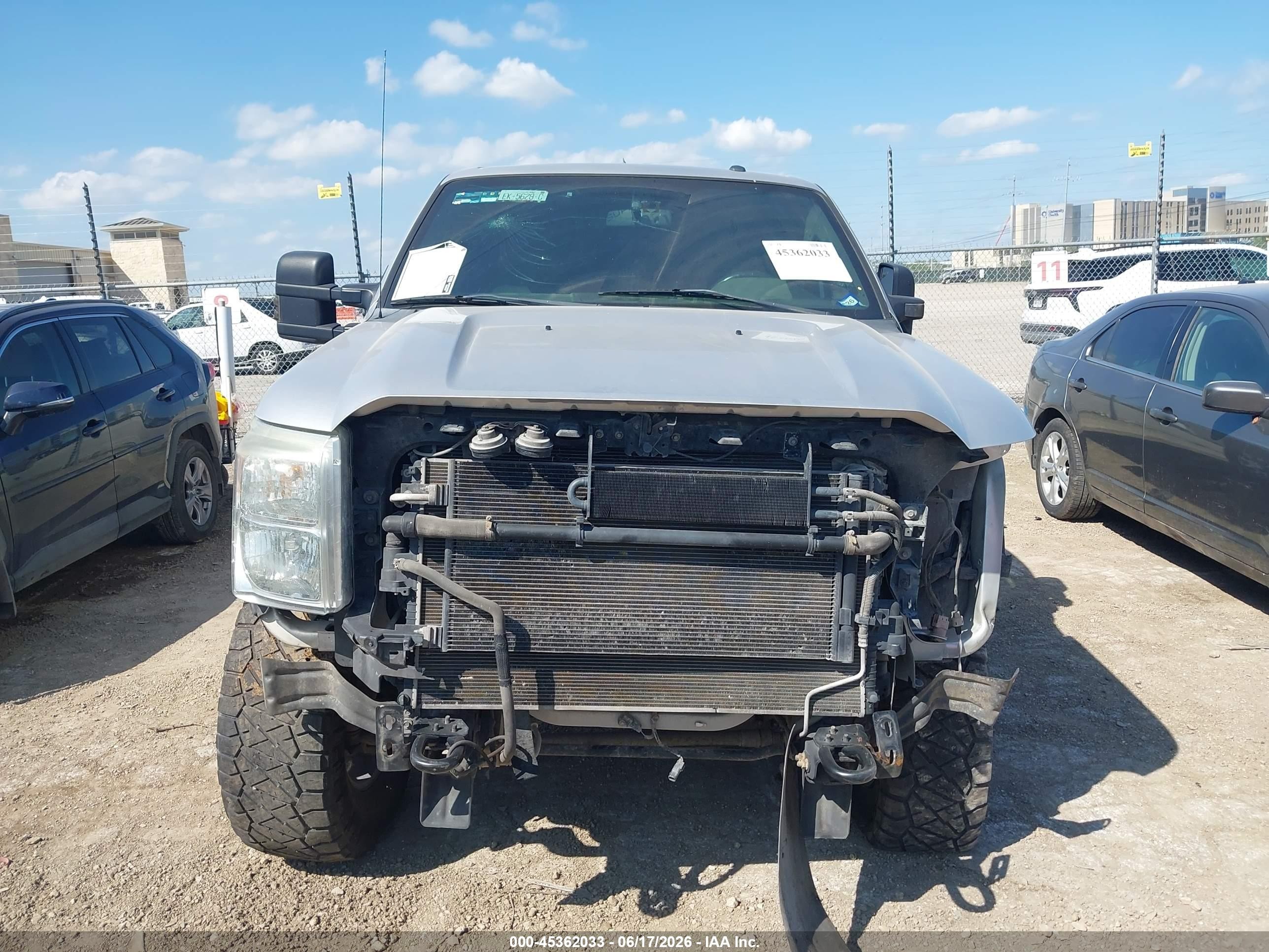 2012 Ford F-250 Lariat Silver vin: 1FT7W2BT8CEC25189