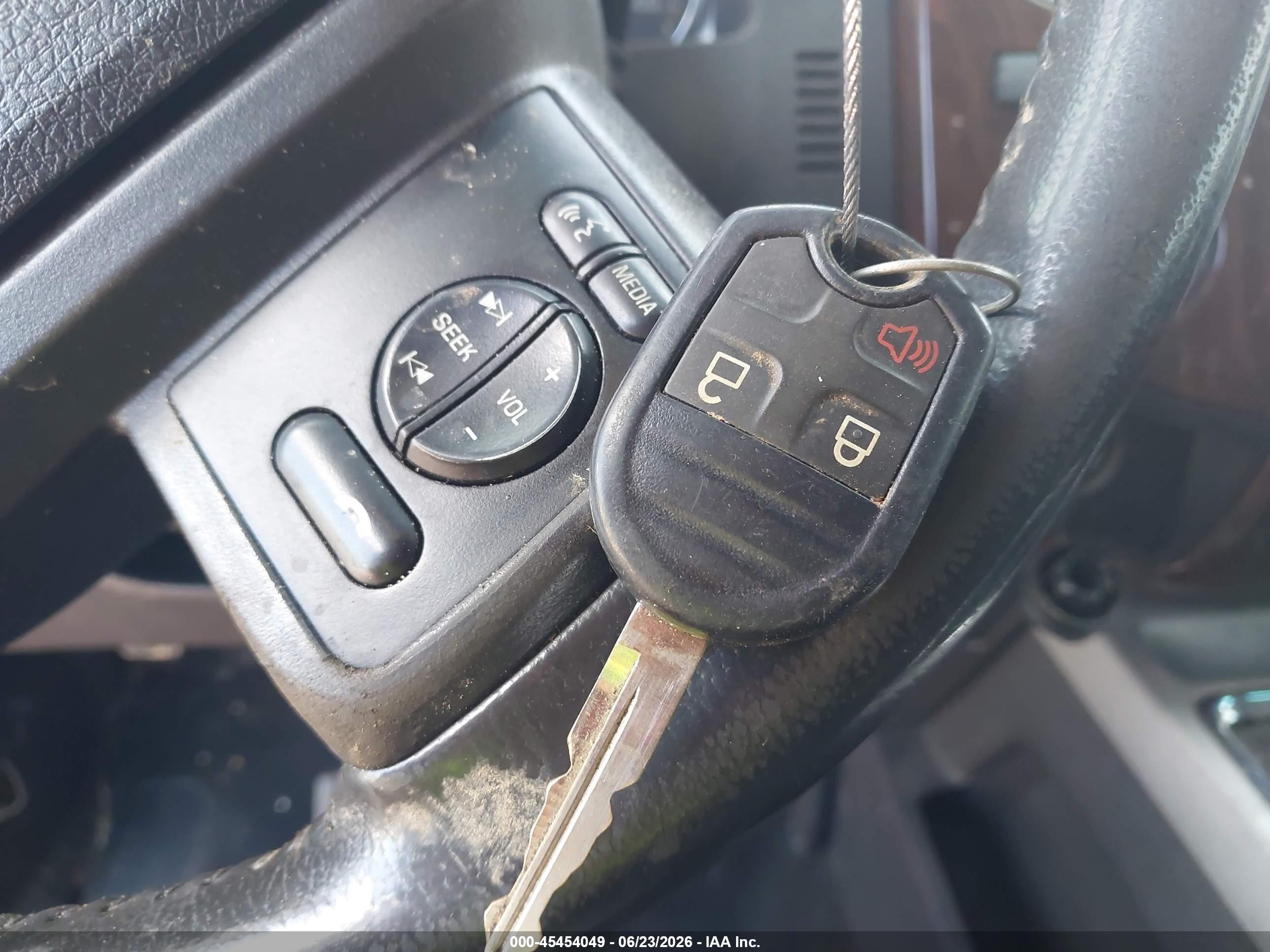2013 Ford Super Duty F-250 Srw Lariat Black vin: 1FT7W2BT8DEB27524