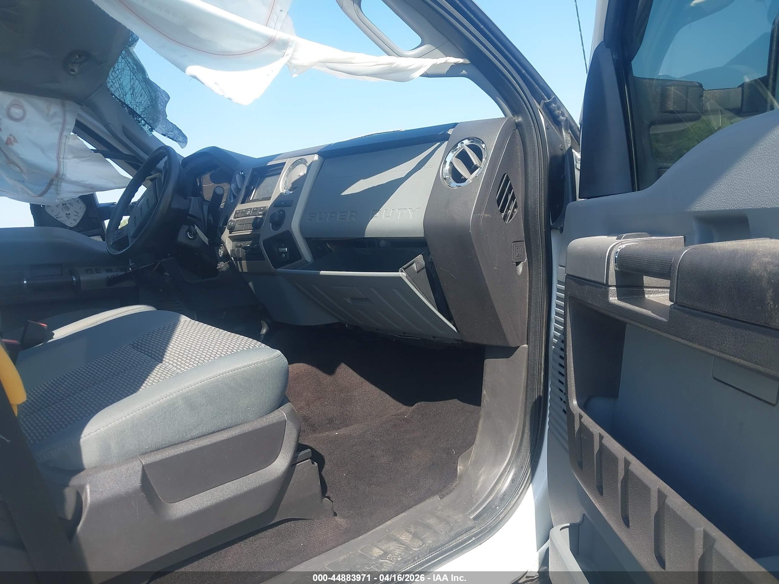 2014 Ford F-250 Xlt White vin: 1FT7W2BT8EEB52277