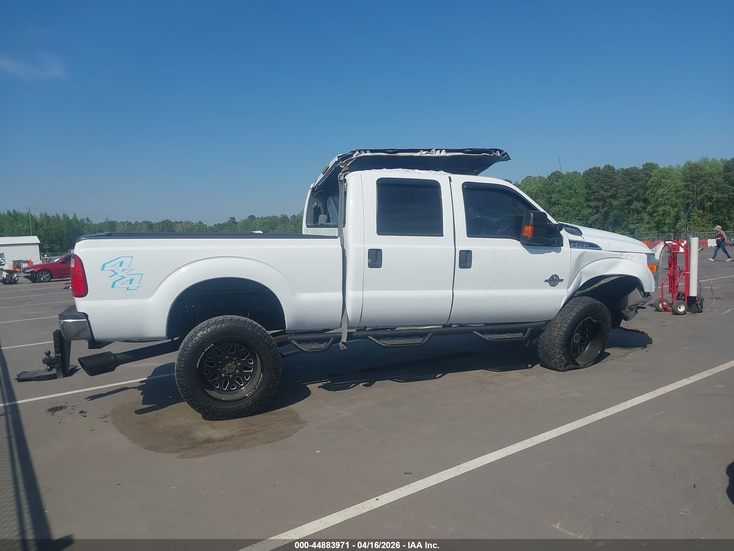 2014 Ford F-250 Xlt White vin: 1FT7W2BT8EEB52277
