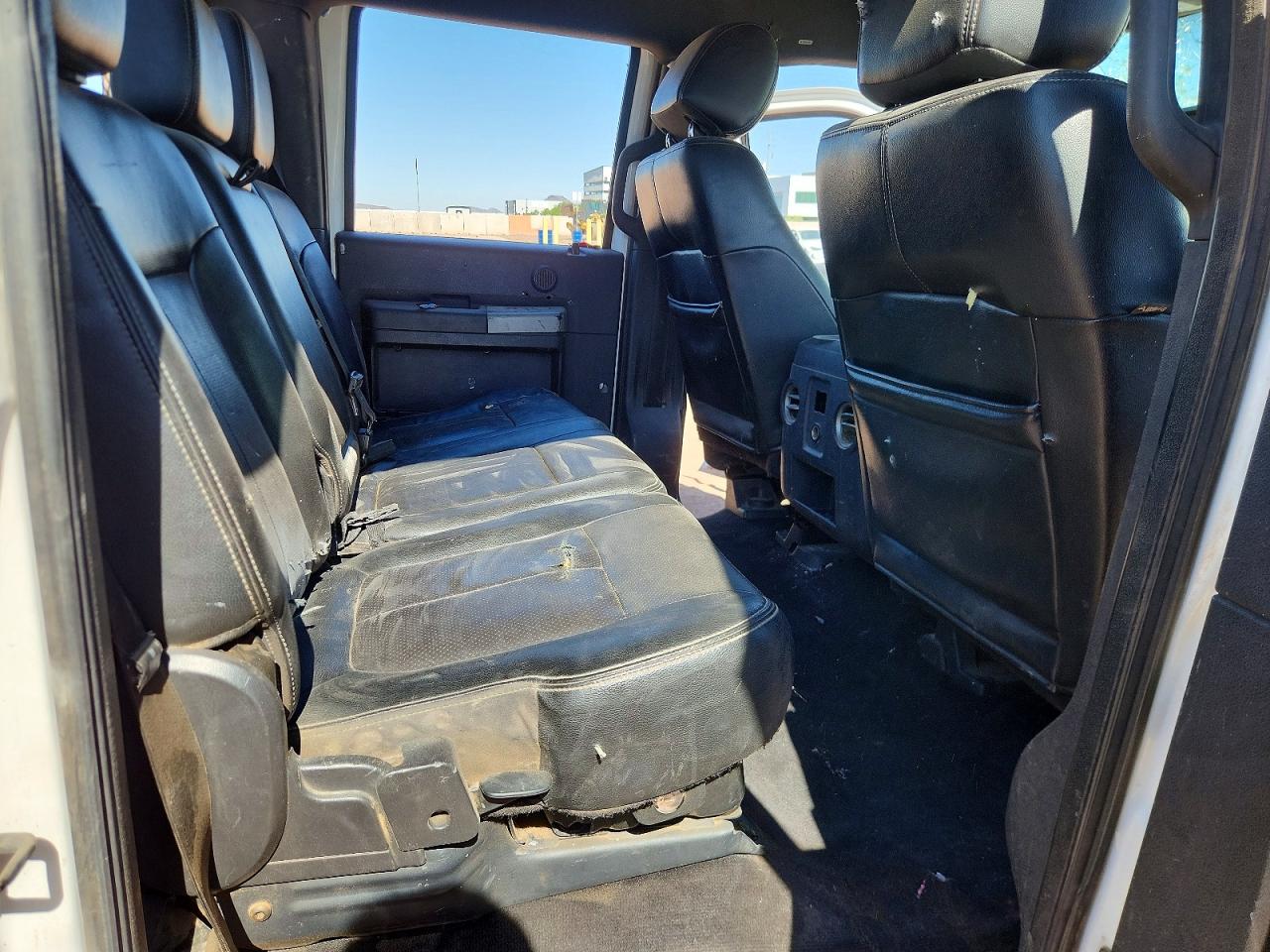 2015 Ford F250 Super Duty White vin: 1FT7W2BT8FEA69904