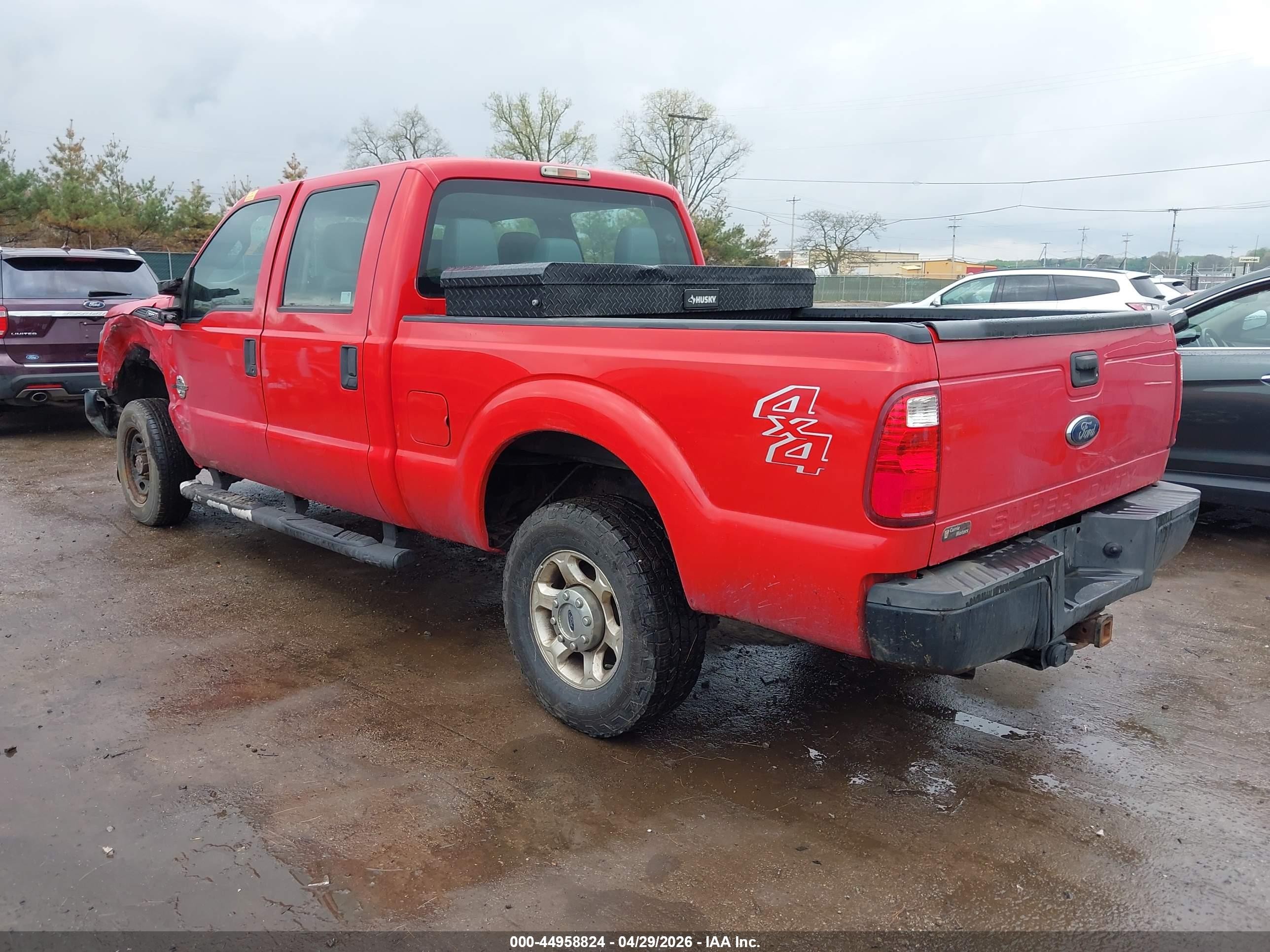 2015 Ford F-250 Xl Красный vin: 1FT7W2BT8FEA74200