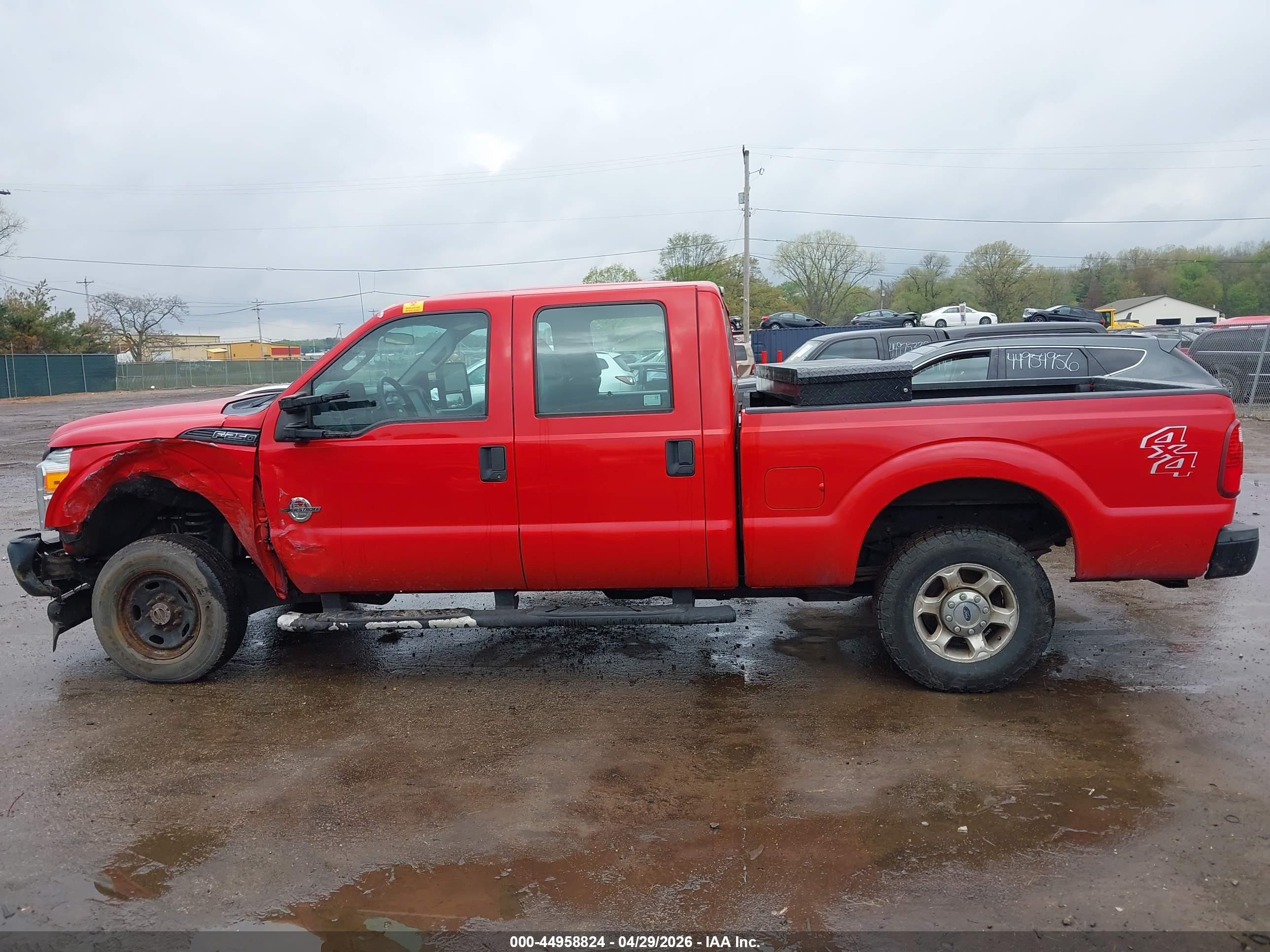 2015 Ford F-250 Xl Красный vin: 1FT7W2BT8FEA74200