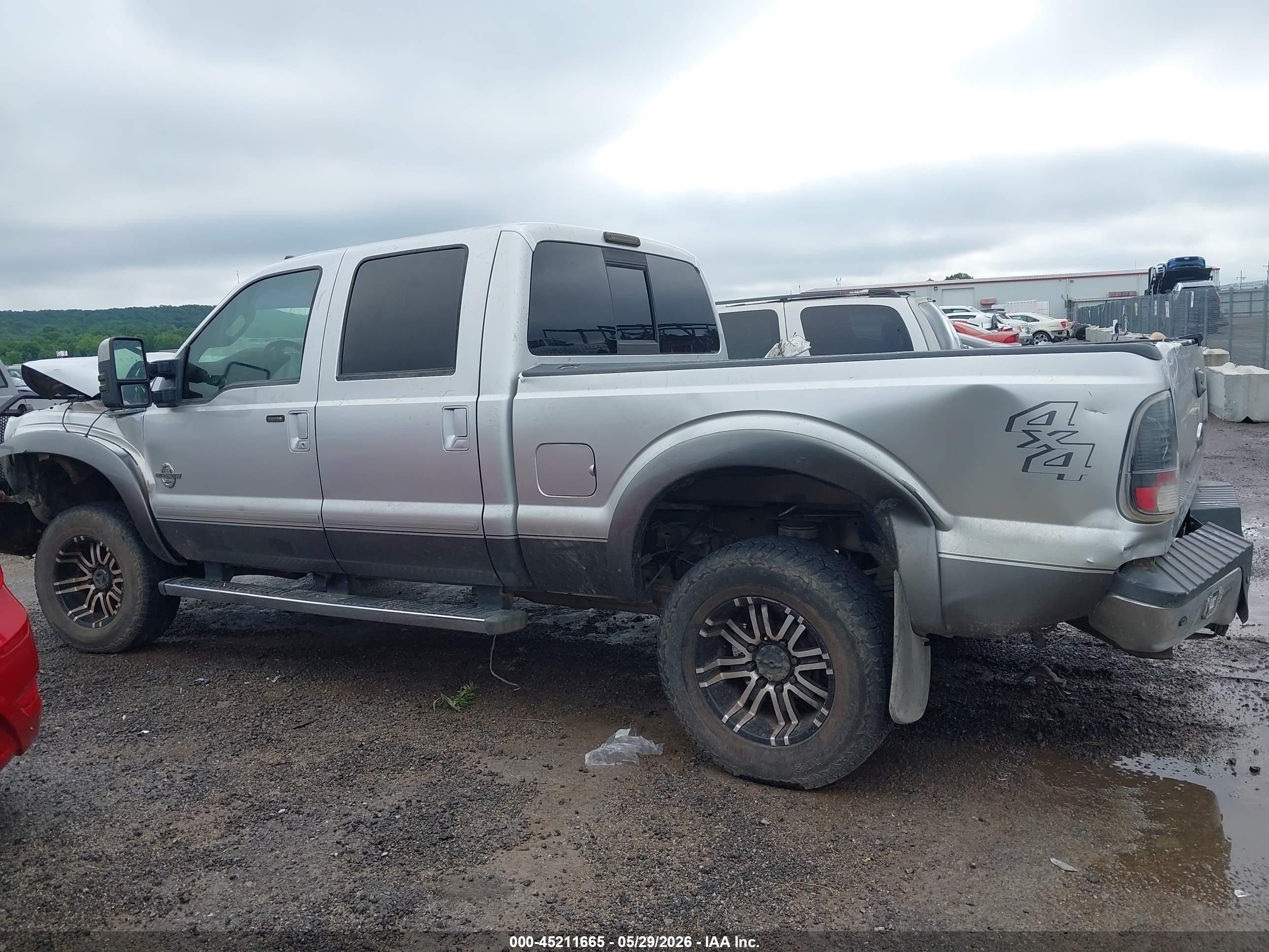 2011 Ford F-250 Lariat Silver vin: 1FT7W2BT9BEA46657