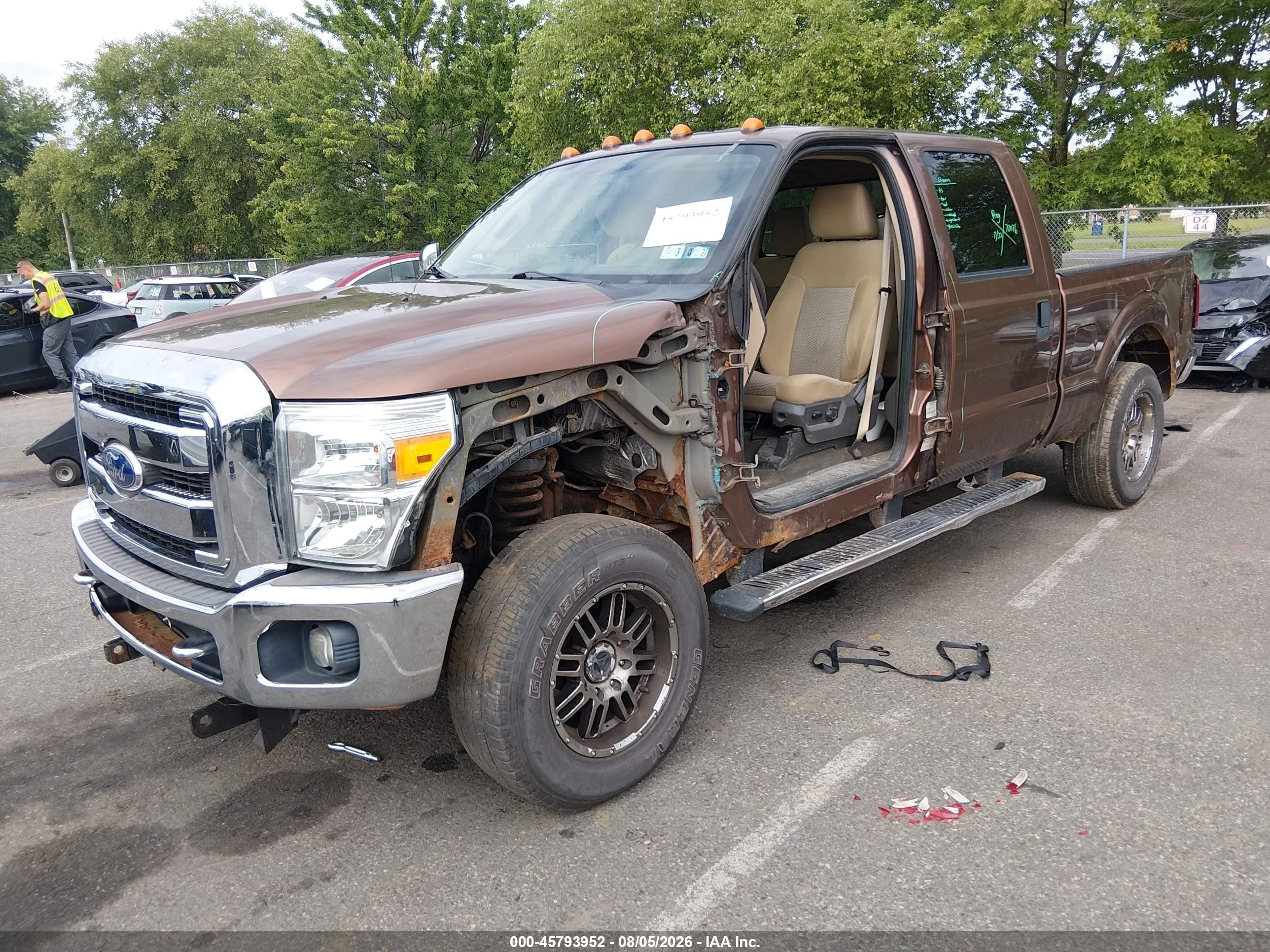 2011 Ford F-250 Xlt Brown vin: 1FT7W2BT9BEB21597