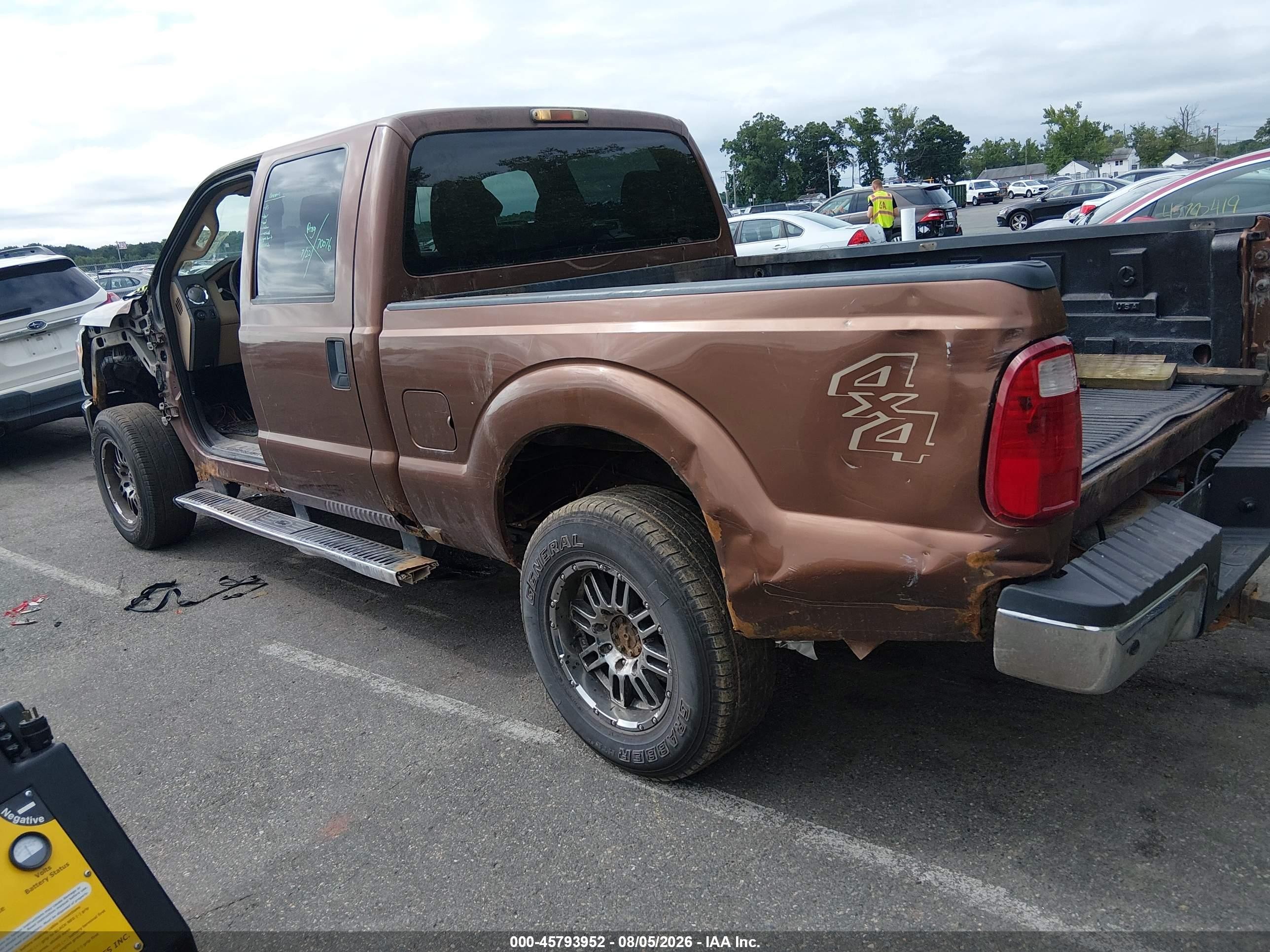 2011 Ford F-250 Xlt Brown vin: 1FT7W2BT9BEB21597