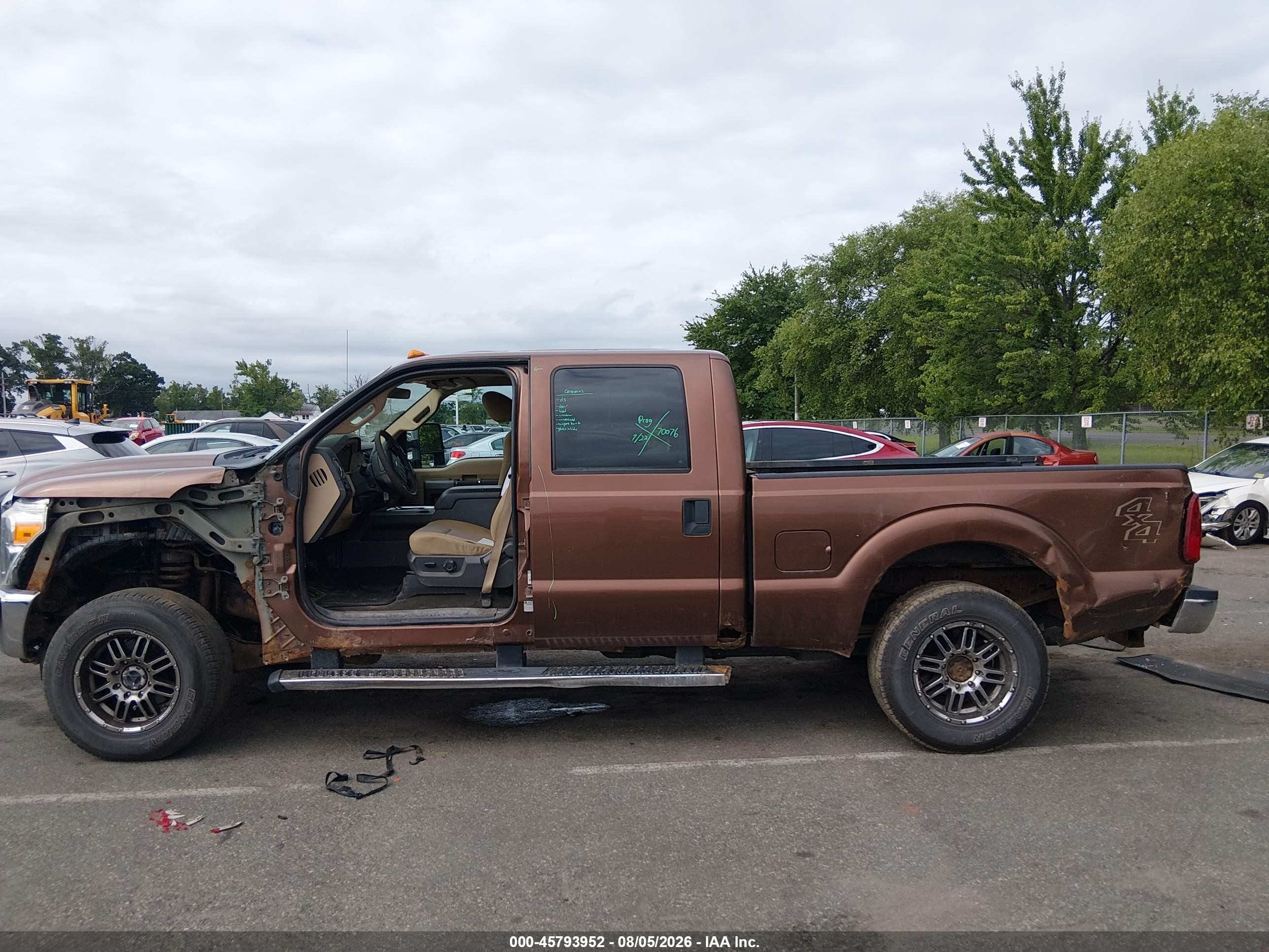 2011 Ford F-250 Xlt Brown vin: 1FT7W2BT9BEB21597