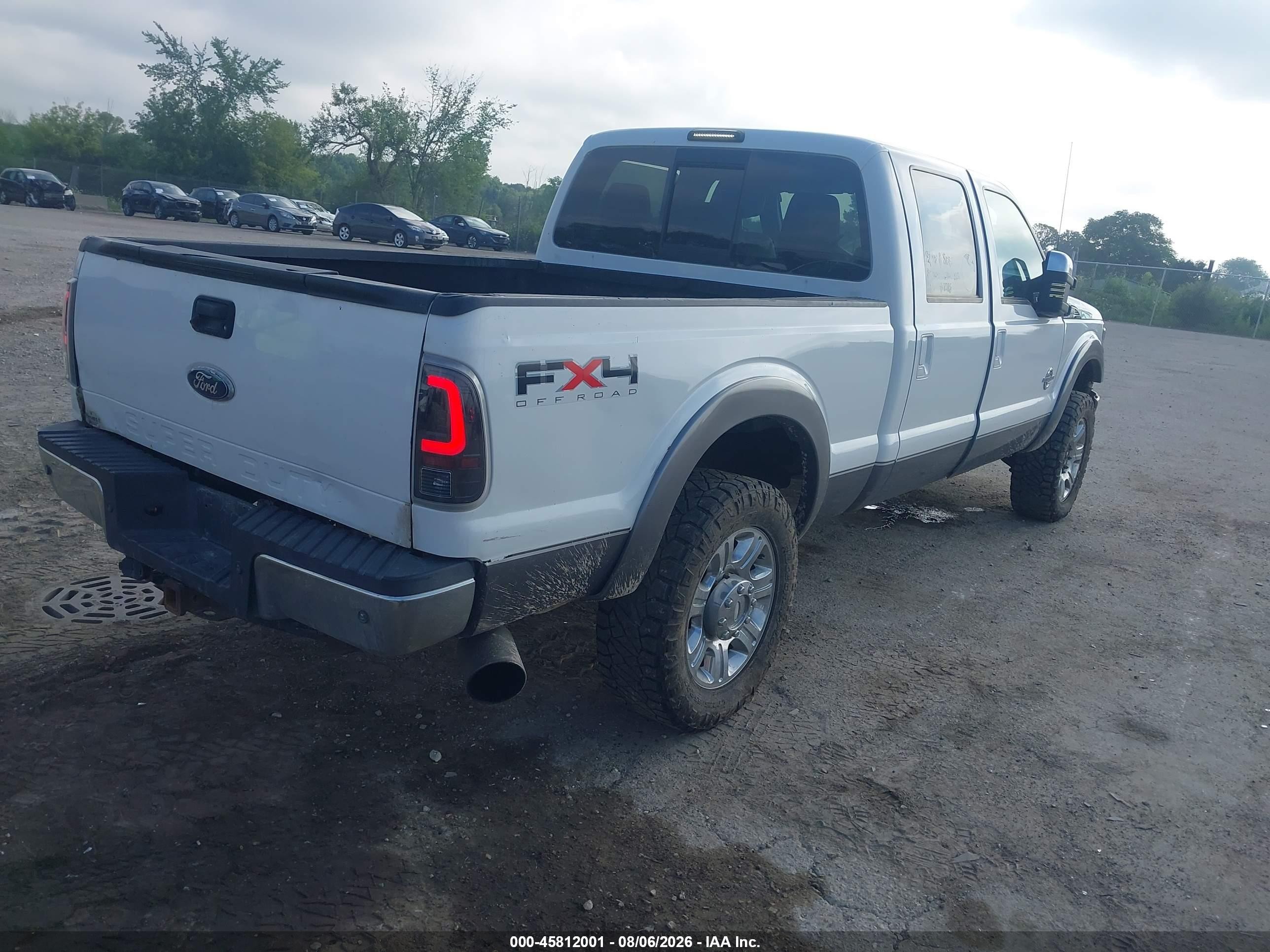 2011 Ford F-250 Lariat White vin: 1FT7W2BT9BEC39570
