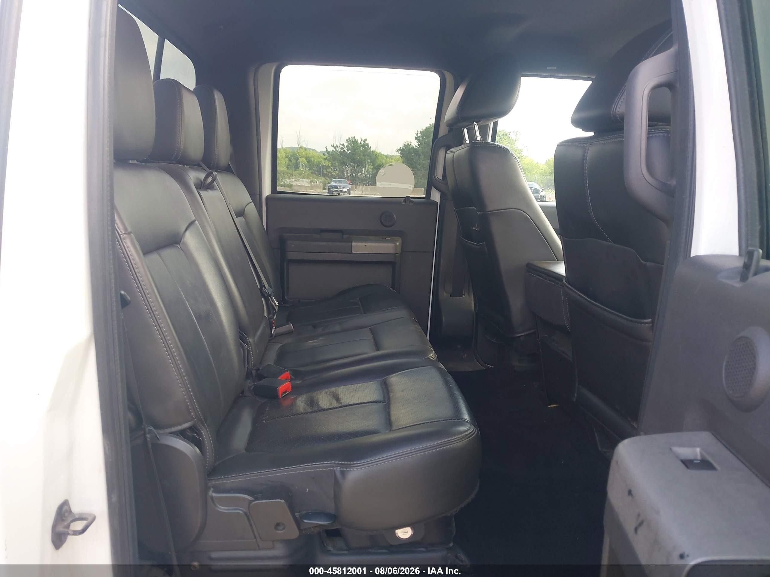 2011 Ford F-250 Lariat White vin: 1FT7W2BT9BEC39570