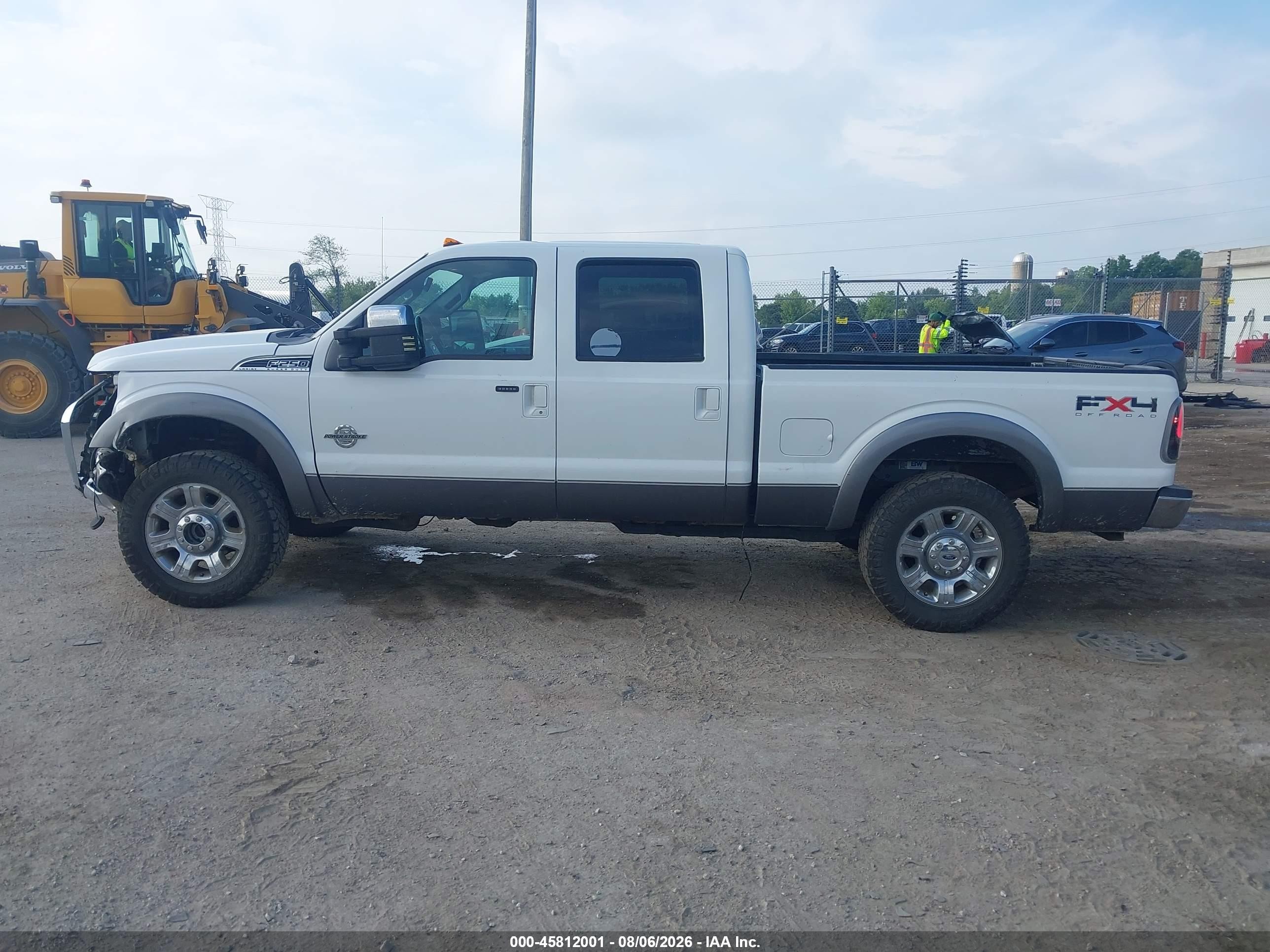 2011 Ford F-250 Lariat White vin: 1FT7W2BT9BEC39570