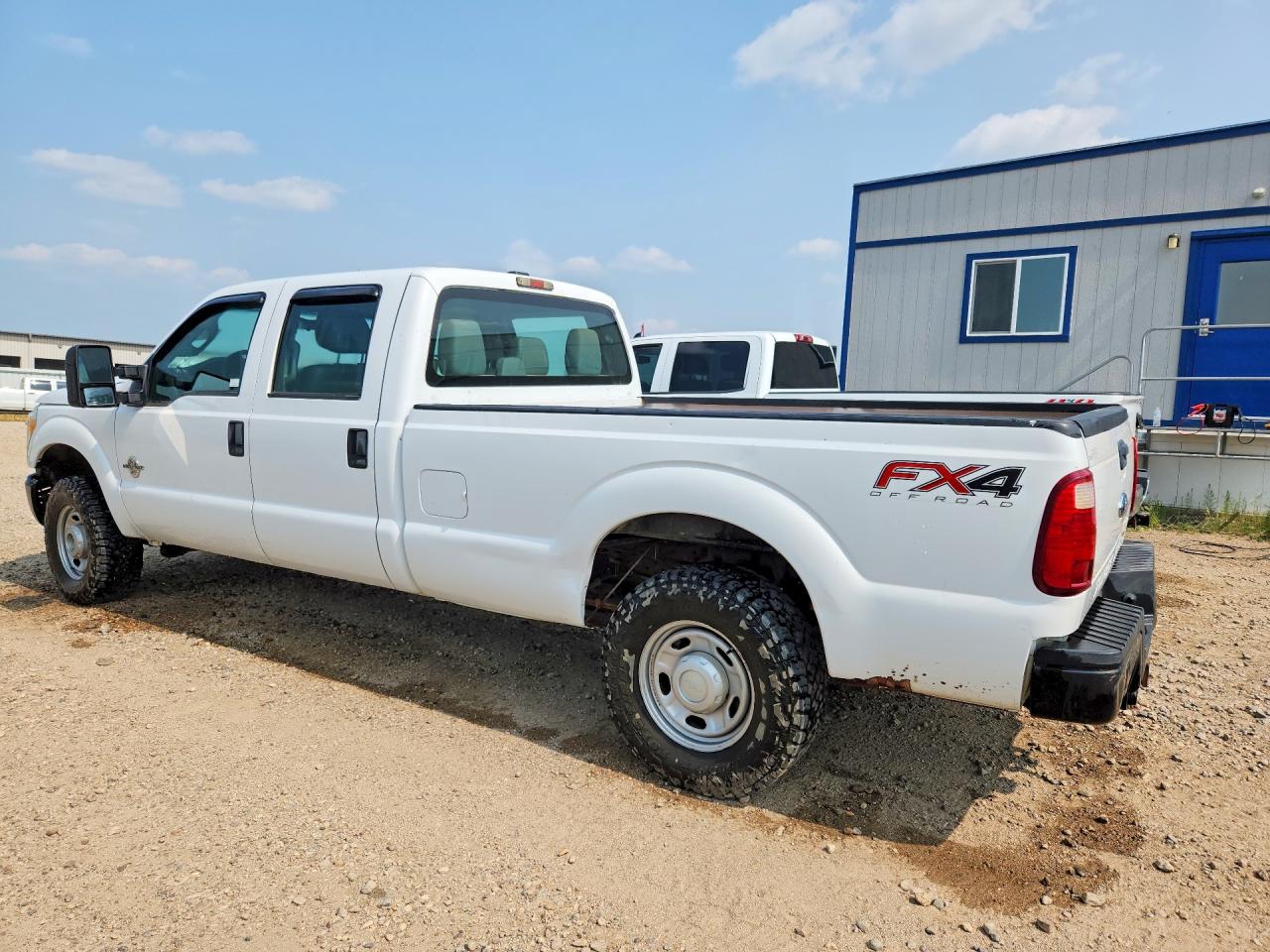 2012 Ford F250 Super Duty White vin: 1FT7W2BT9CEA51049