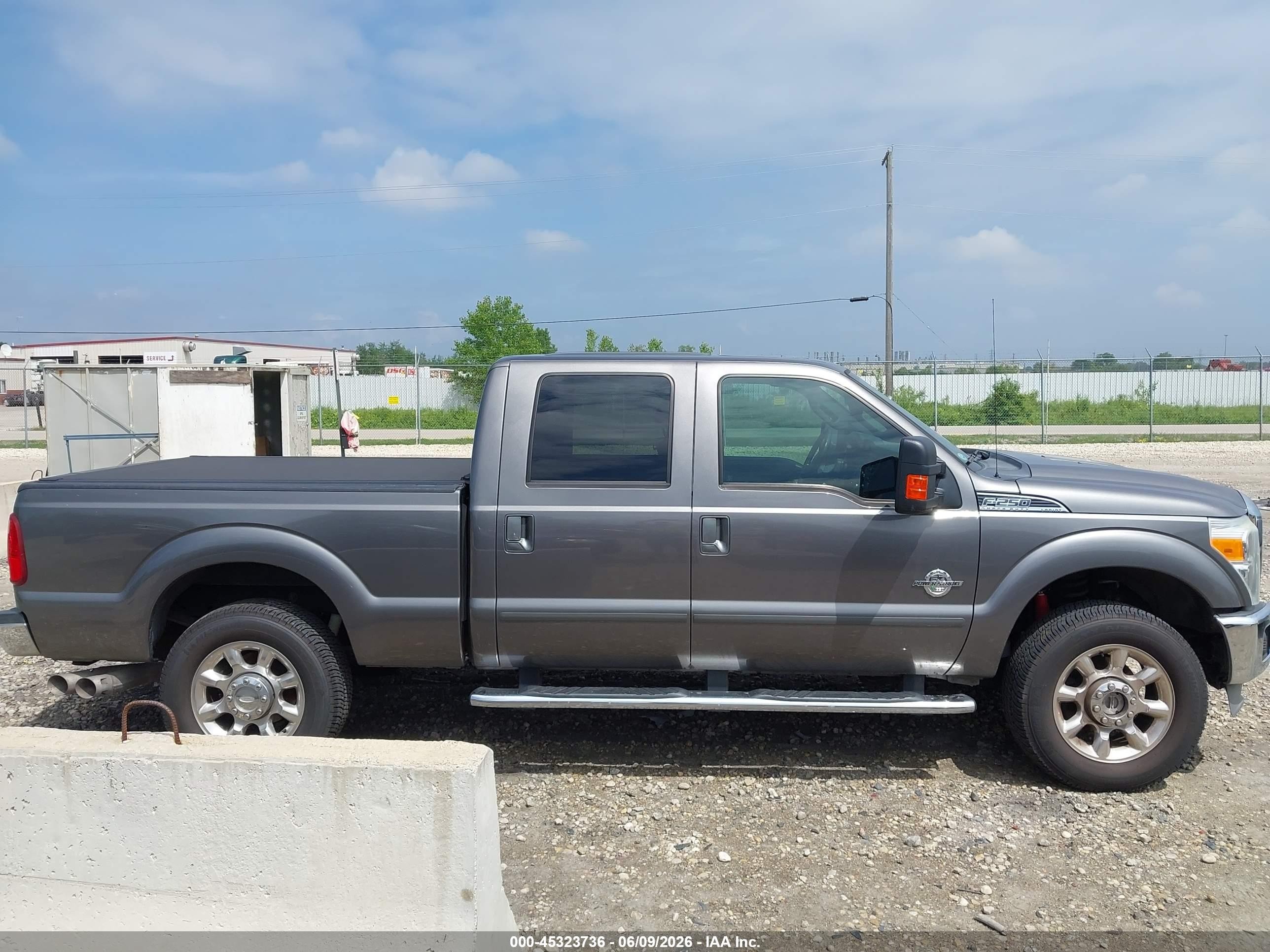 2013 Ford F-250 Lariat Gray vin: 1FT7W2BT9DEA63574