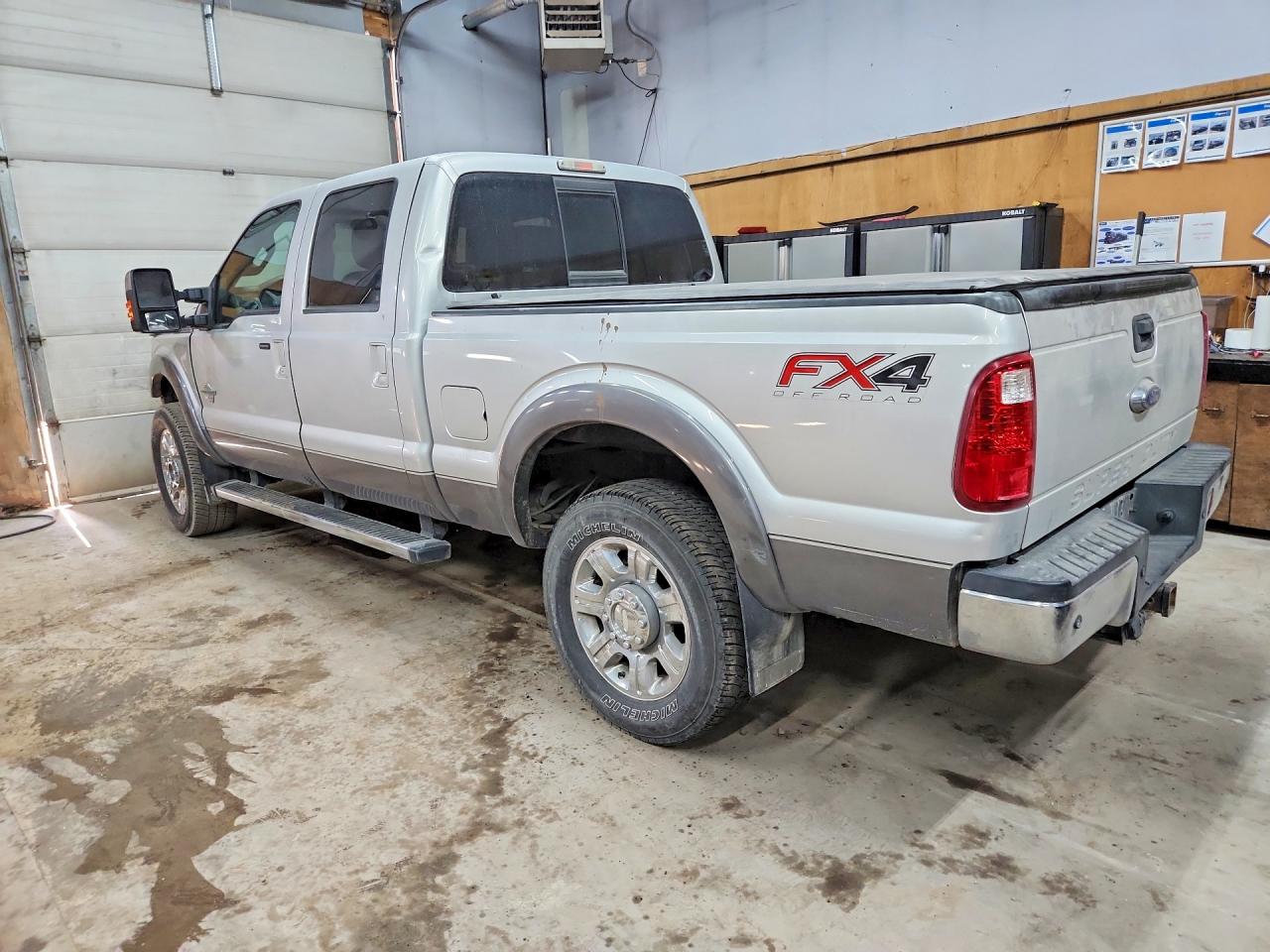 2013 Ford F250 Super Duty Silver vin: 1FT7W2BT9DEB07881