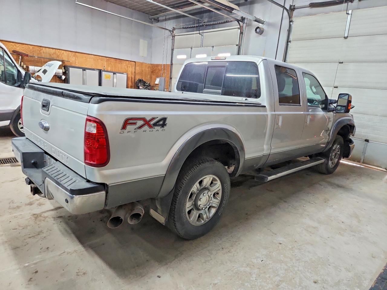 2013 Ford F250 Super Duty Silver vin: 1FT7W2BT9DEB07881