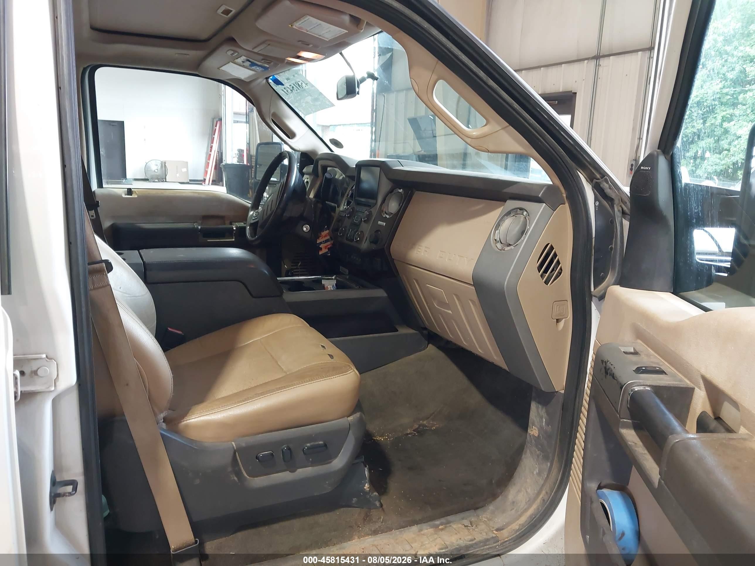 2014 Ford F-250 Lariat White vin: 1FT7W2BT9EEB73235
