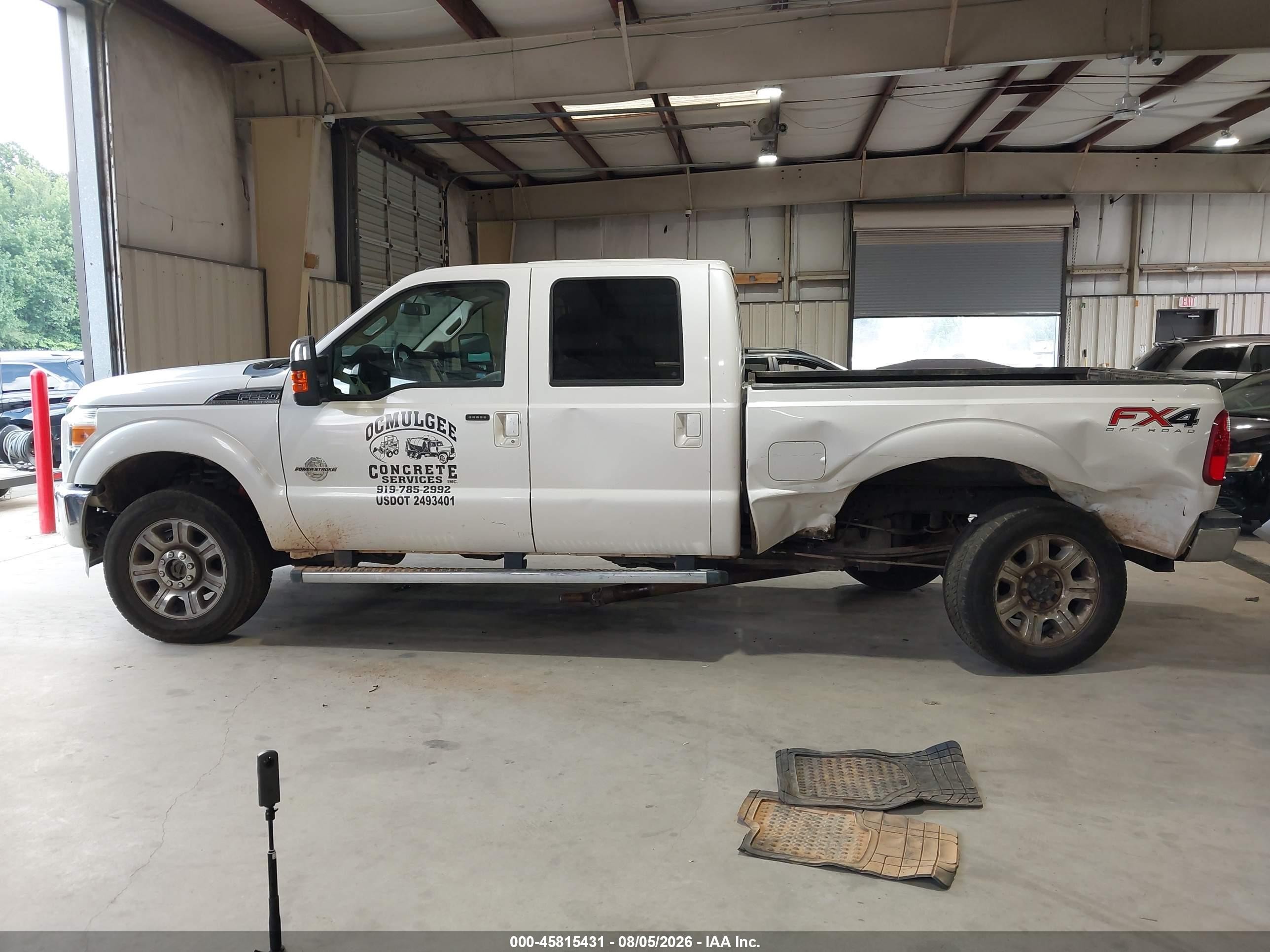 2014 Ford F-250 Lariat White vin: 1FT7W2BT9EEB73235