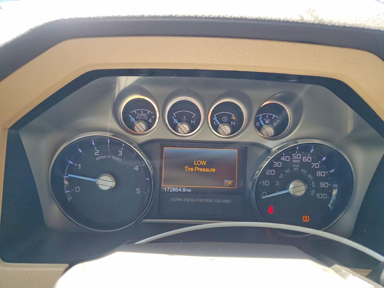 2015 Ford F250 Super Duty Коричневый vin: 1FT7W2BT9FEB75388