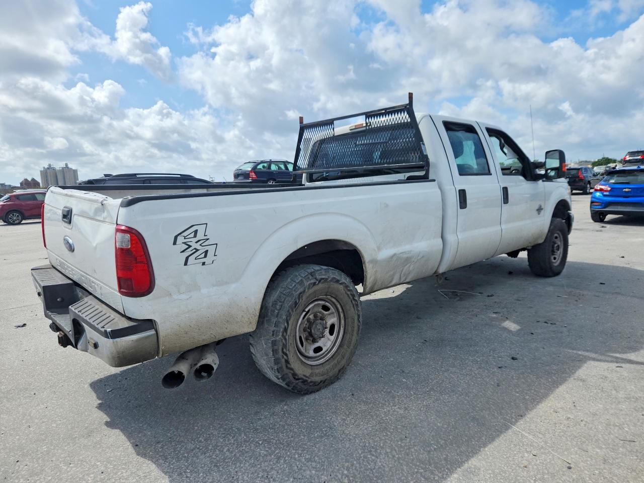 2015 Ford F250 Super Duty White vin: 1FT7W2BT9FEC25514