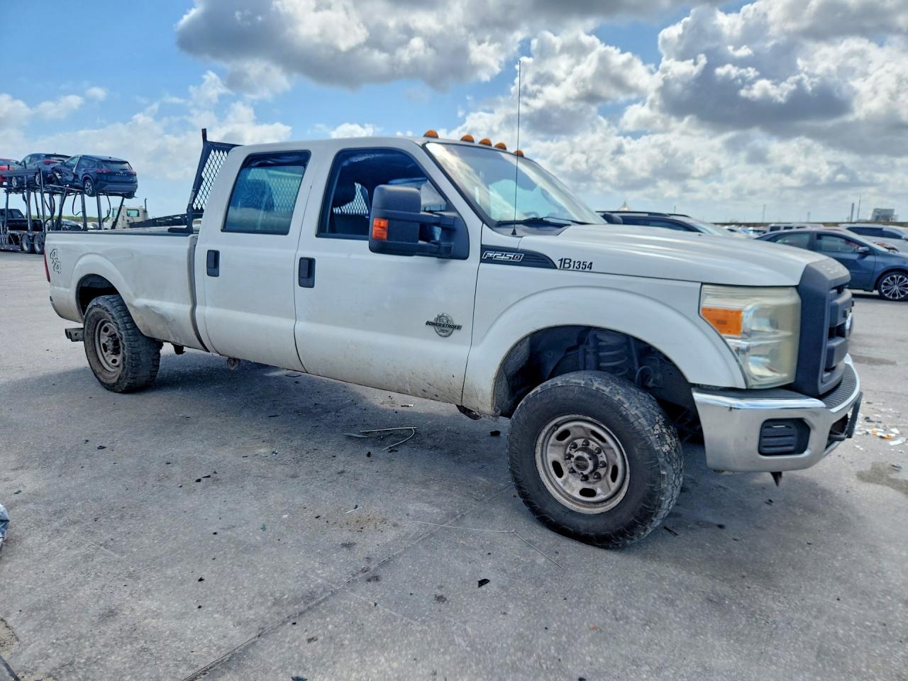 2015 Ford F250 Super Duty White vin: 1FT7W2BT9FEC25514