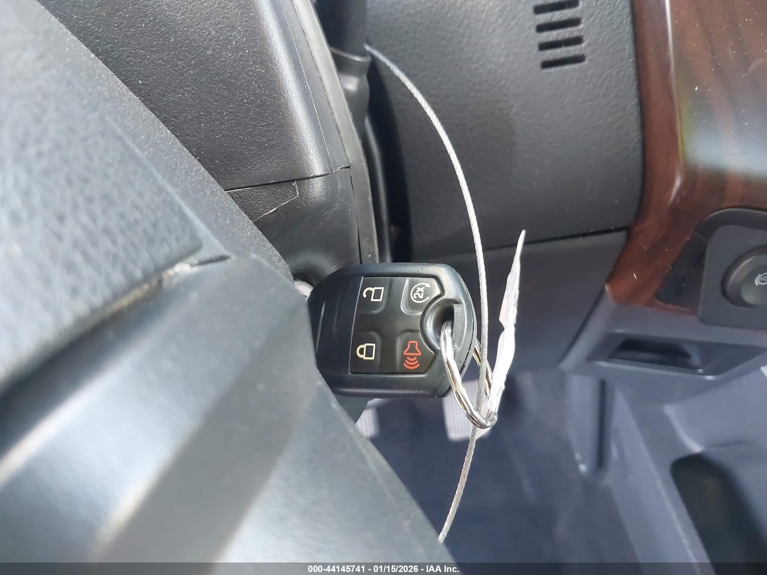 2015 Ford F-250 Lariat Черный vin: 1FT7W2BT9FED05637