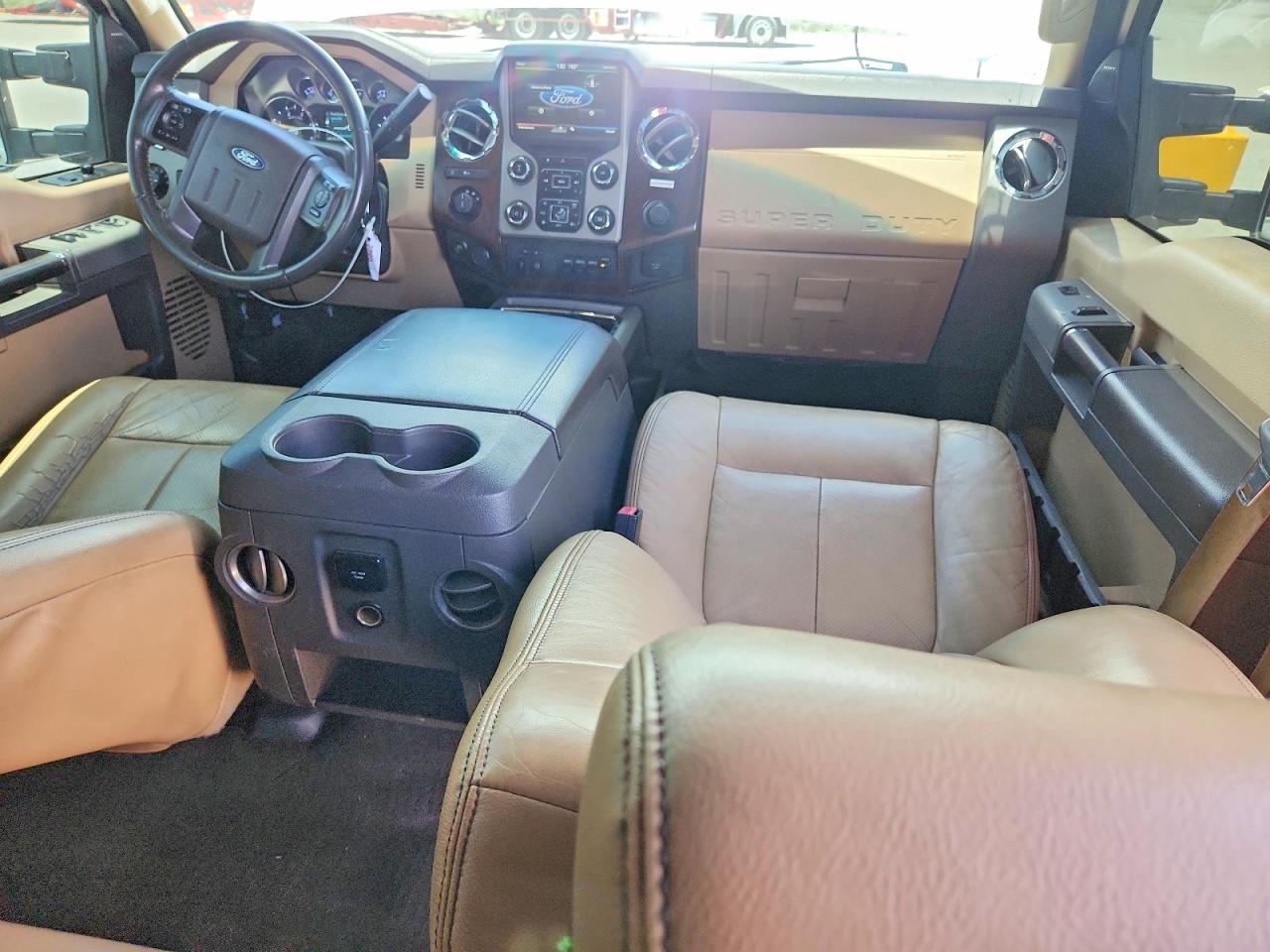 2015 Ford F250 Super Duty Белый vin: 1FT7W2BT9FED53476