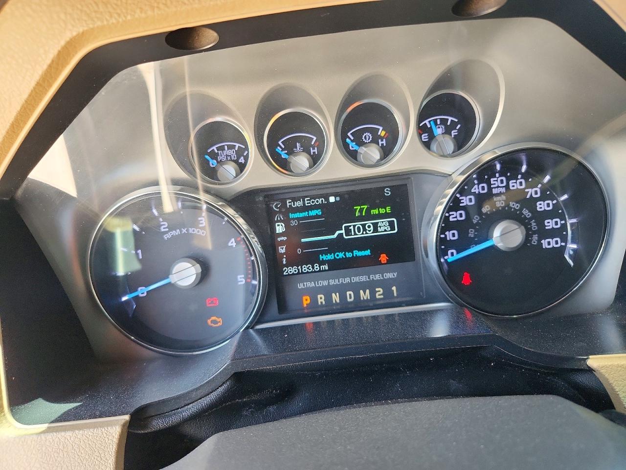 2015 Ford F250 Super Duty Белый vin: 1FT7W2BT9FED53476