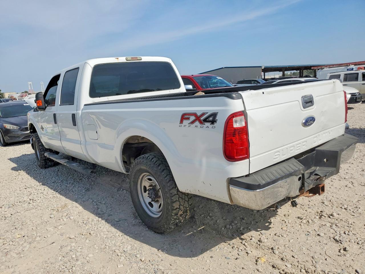2016 Ford F250 Super Duty White vin: 1FT7W2BT9GEC22937