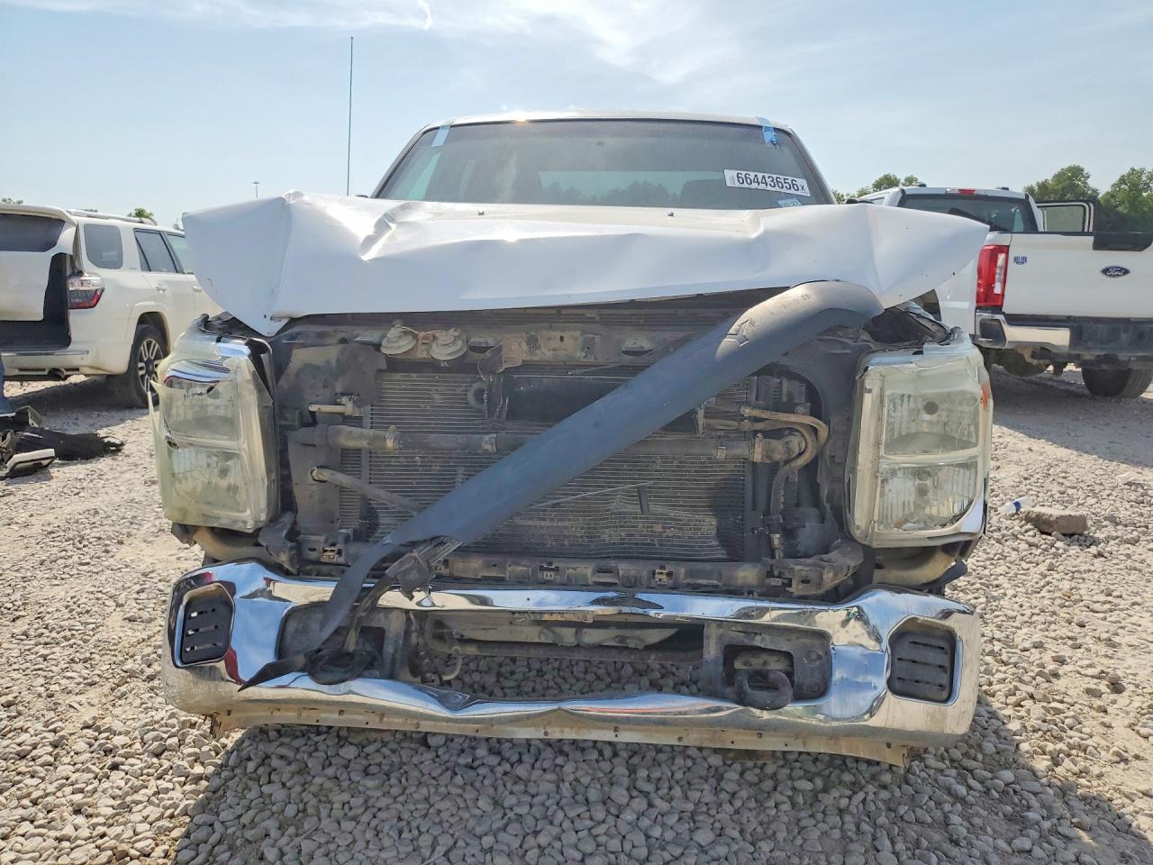 2016 Ford F250 Super Duty White vin: 1FT7W2BT9GEC22937