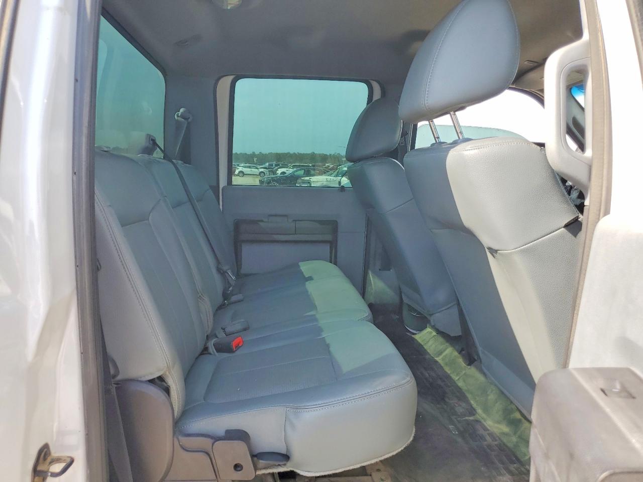 2016 Ford F250 Super Duty White vin: 1FT7W2BT9GEC22937