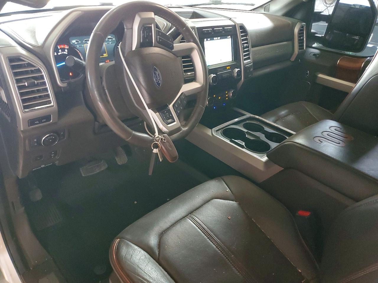 2017 Ford F250 Super Duty White vin: 1FT7W2BT9HEE96401