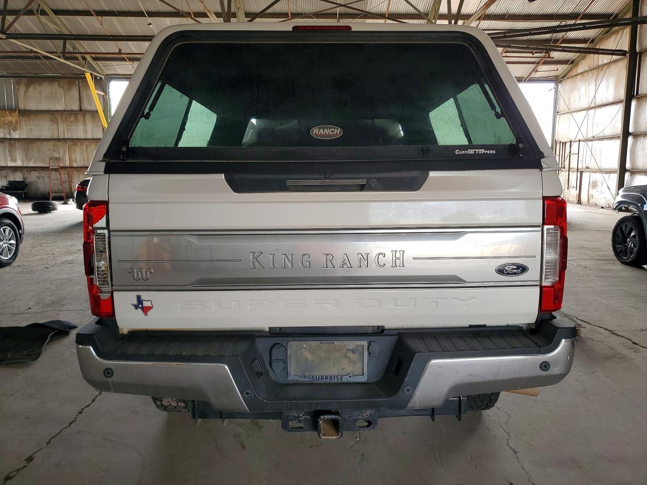 2017 Ford F250 Super Duty White vin: 1FT7W2BT9HEE96401