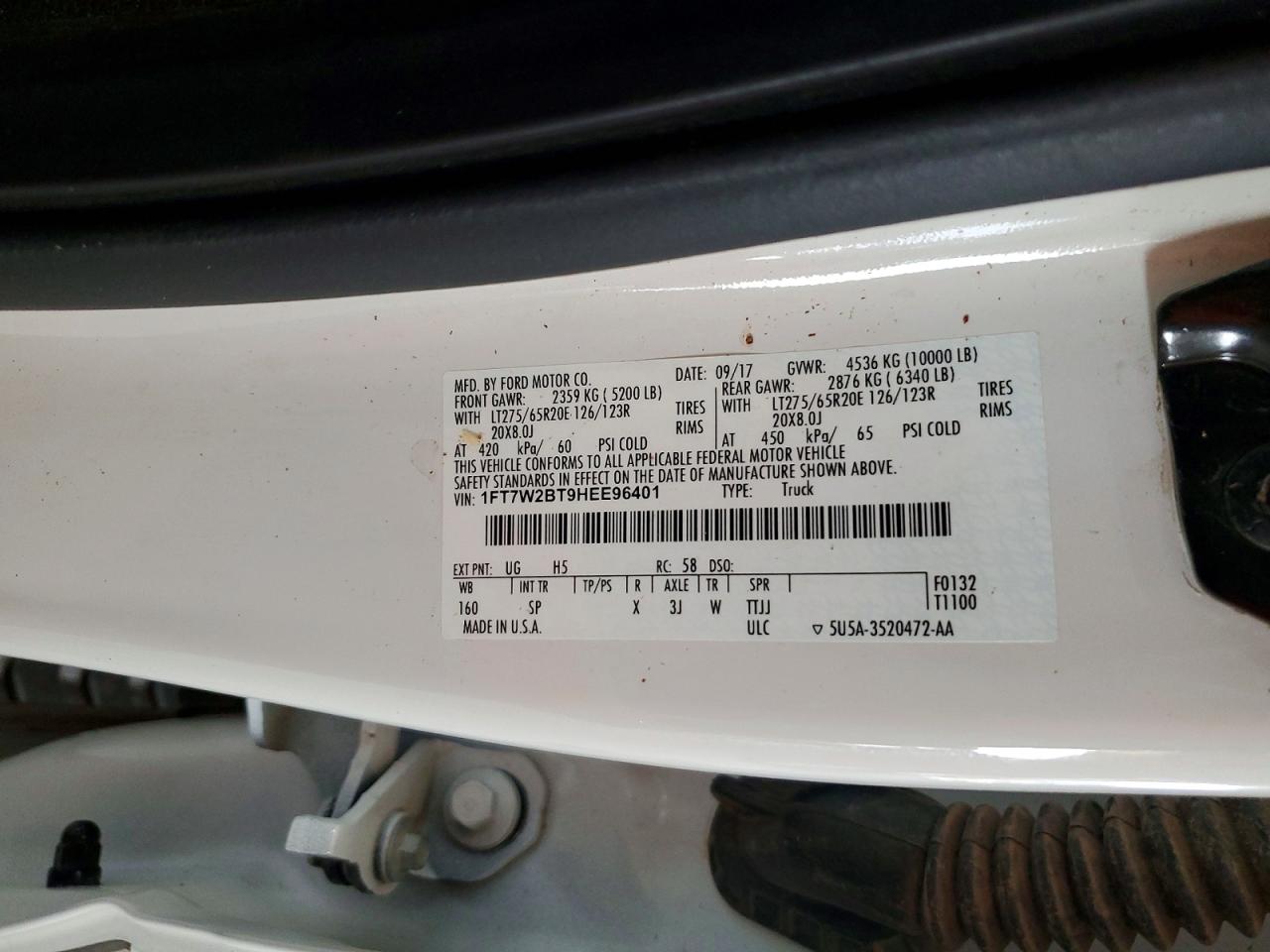2017 Ford F250 Super Duty White vin: 1FT7W2BT9HEE96401
