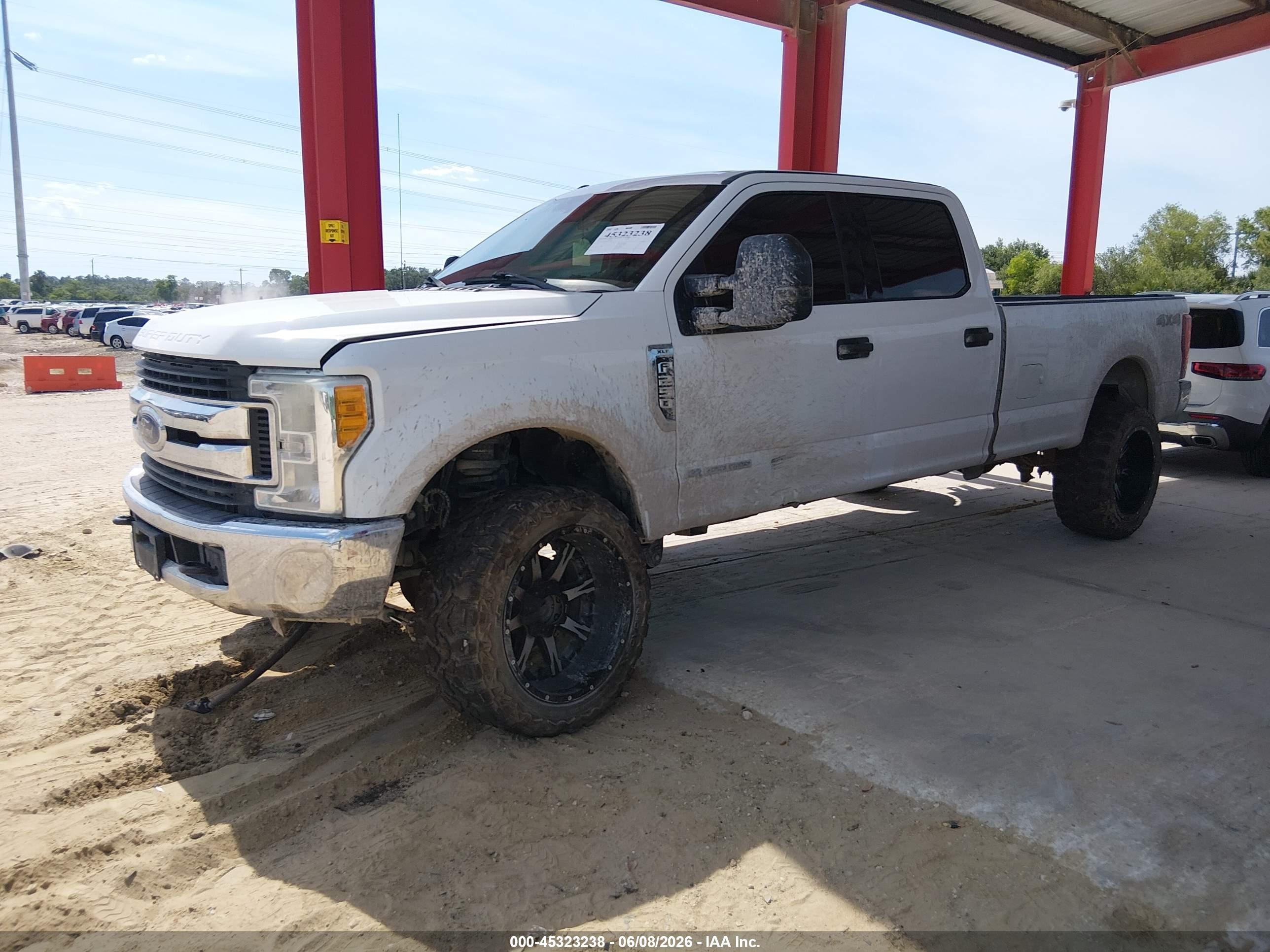 2017 Ford F-250 Xlt Белый vin: 1FT7W2BT9HEF18848