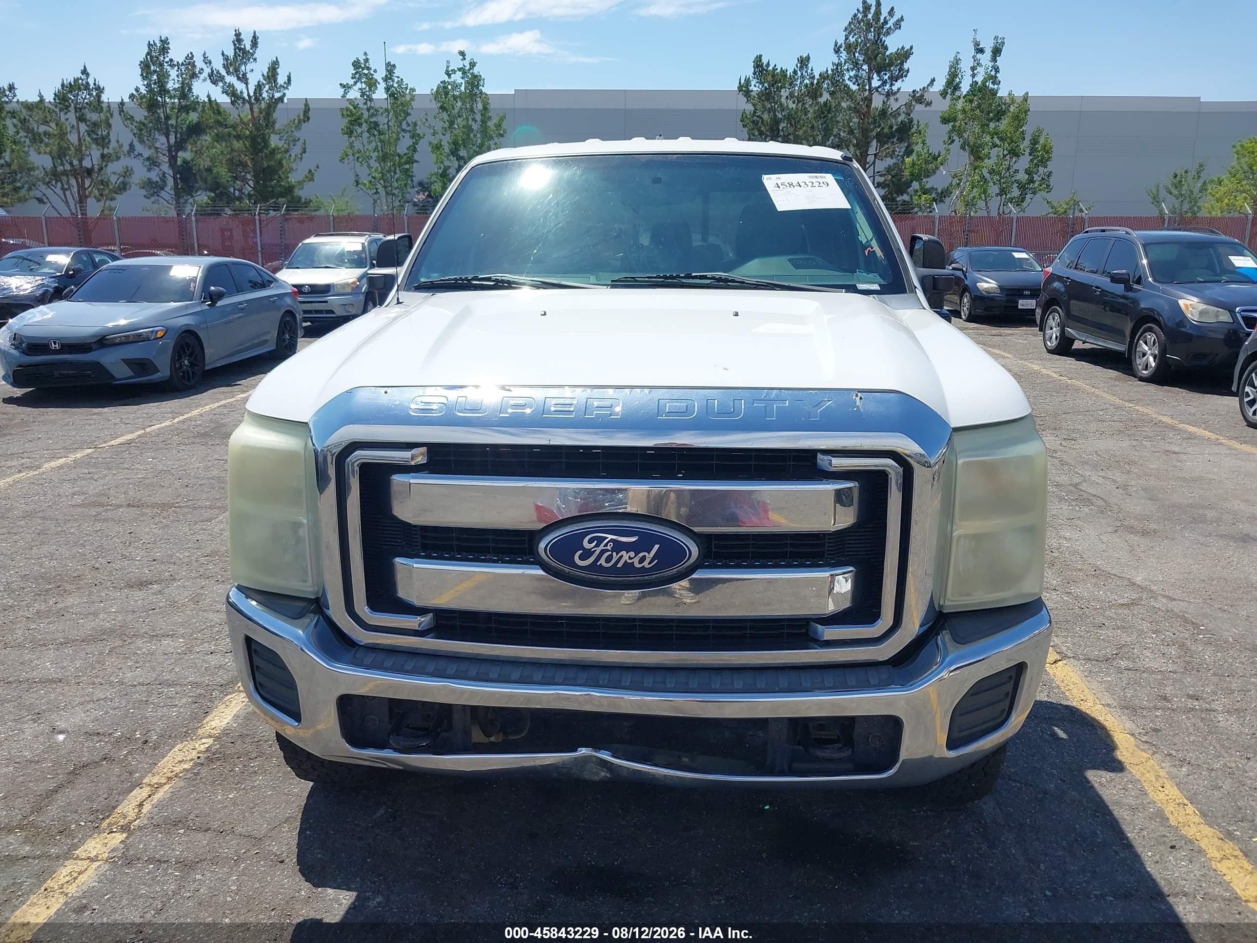 2011 Ford F-250 Xlt White vin: 1FT7W2BTXBEA17541