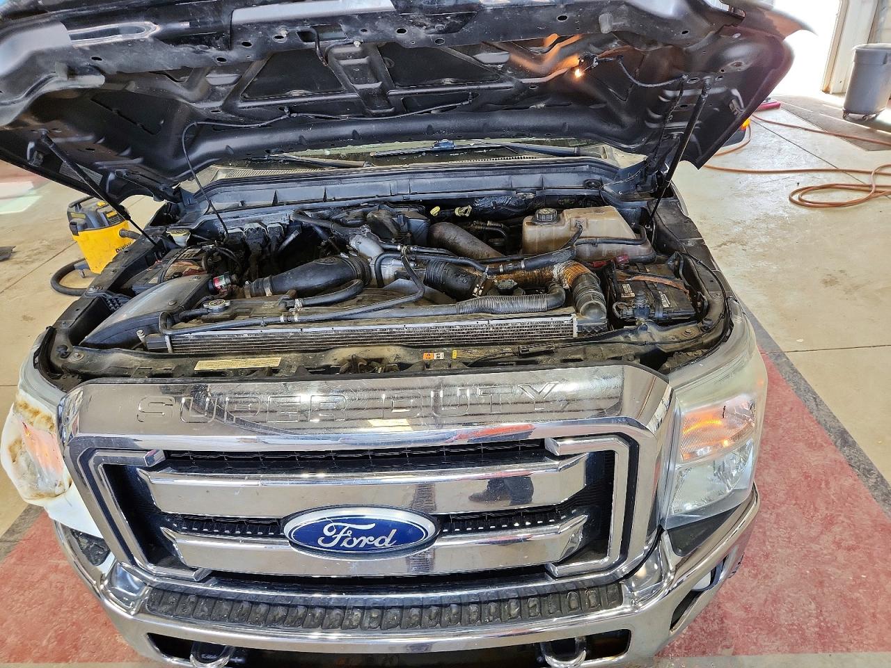 2011 Ford F250 Super Duty Silver vin: 1FT7W2BTXBEA61961