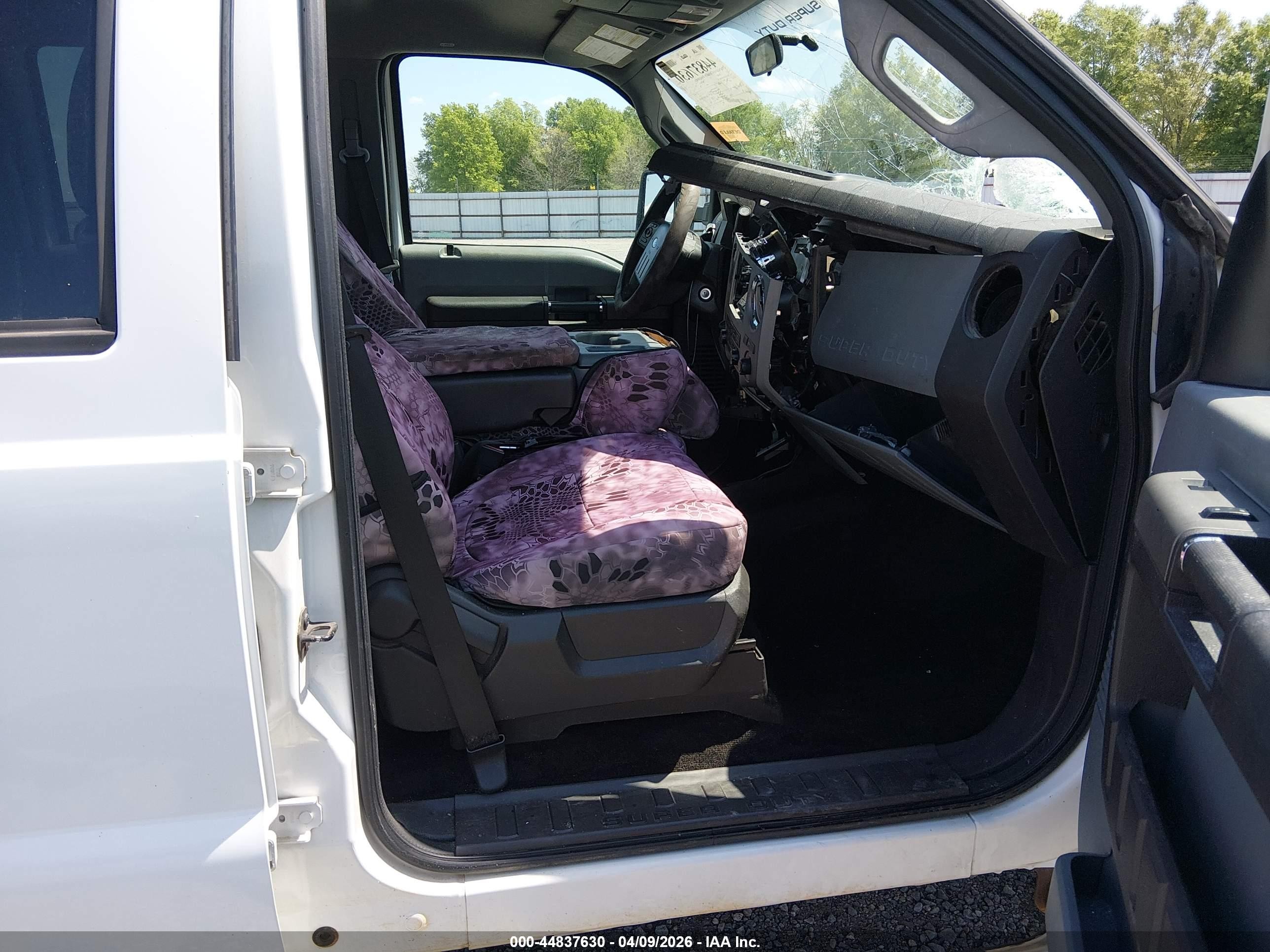 2011 Ford F-250 Xlt White vin: 1FT7W2BTXBEA68392
