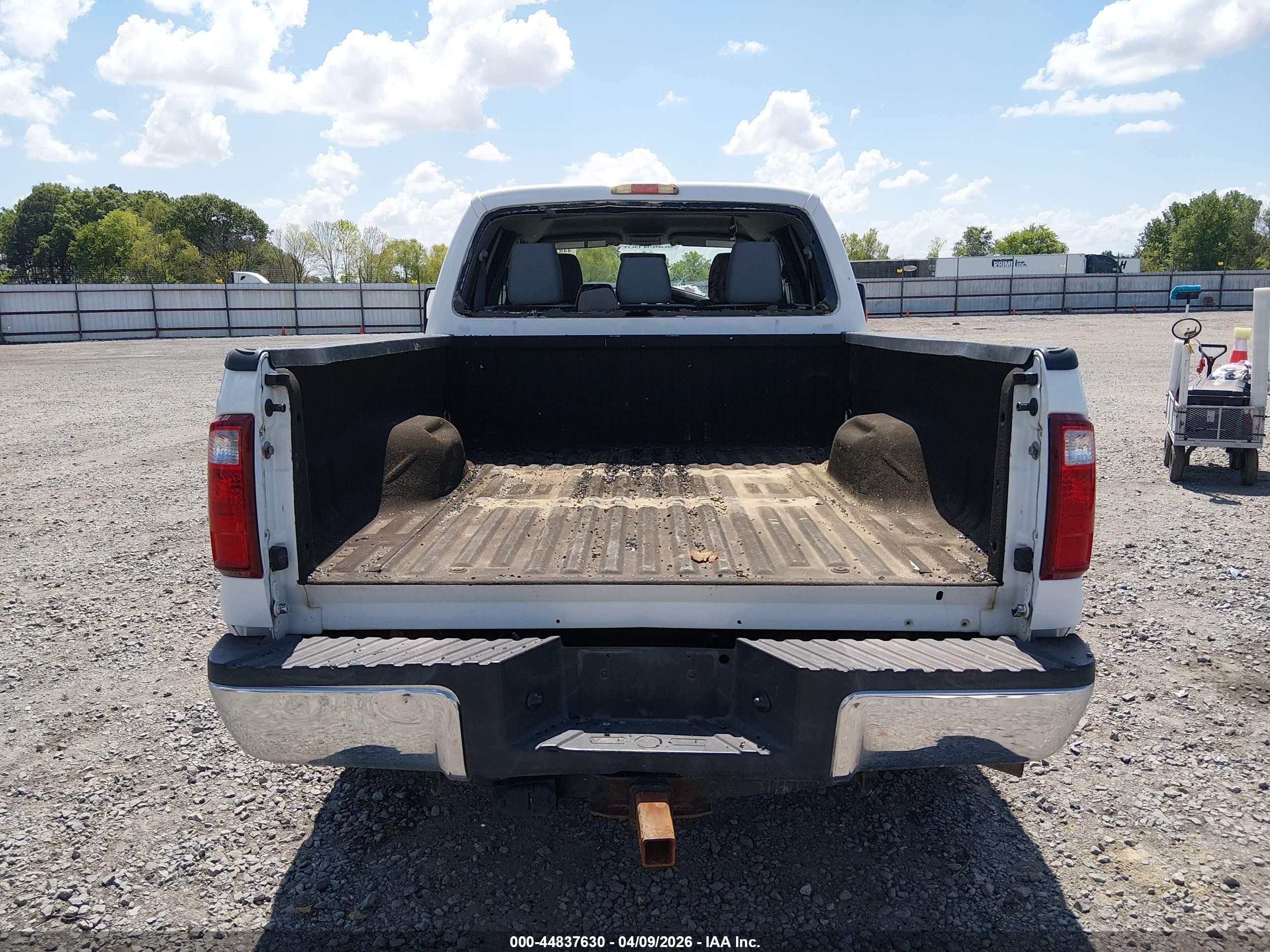2011 Ford F-250 Xlt White vin: 1FT7W2BTXBEA68392