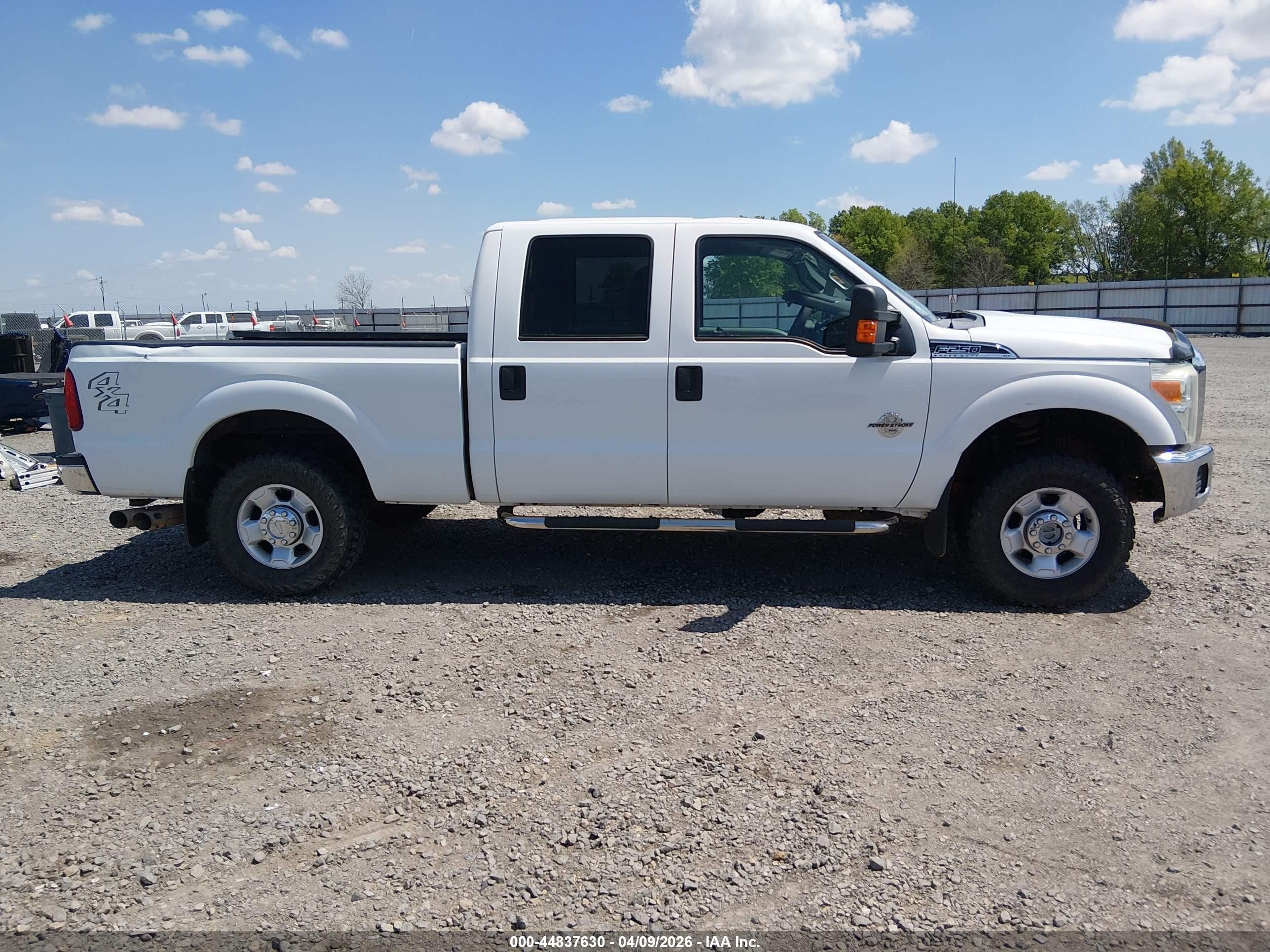 2011 Ford F-250 Xlt White vin: 1FT7W2BTXBEA68392