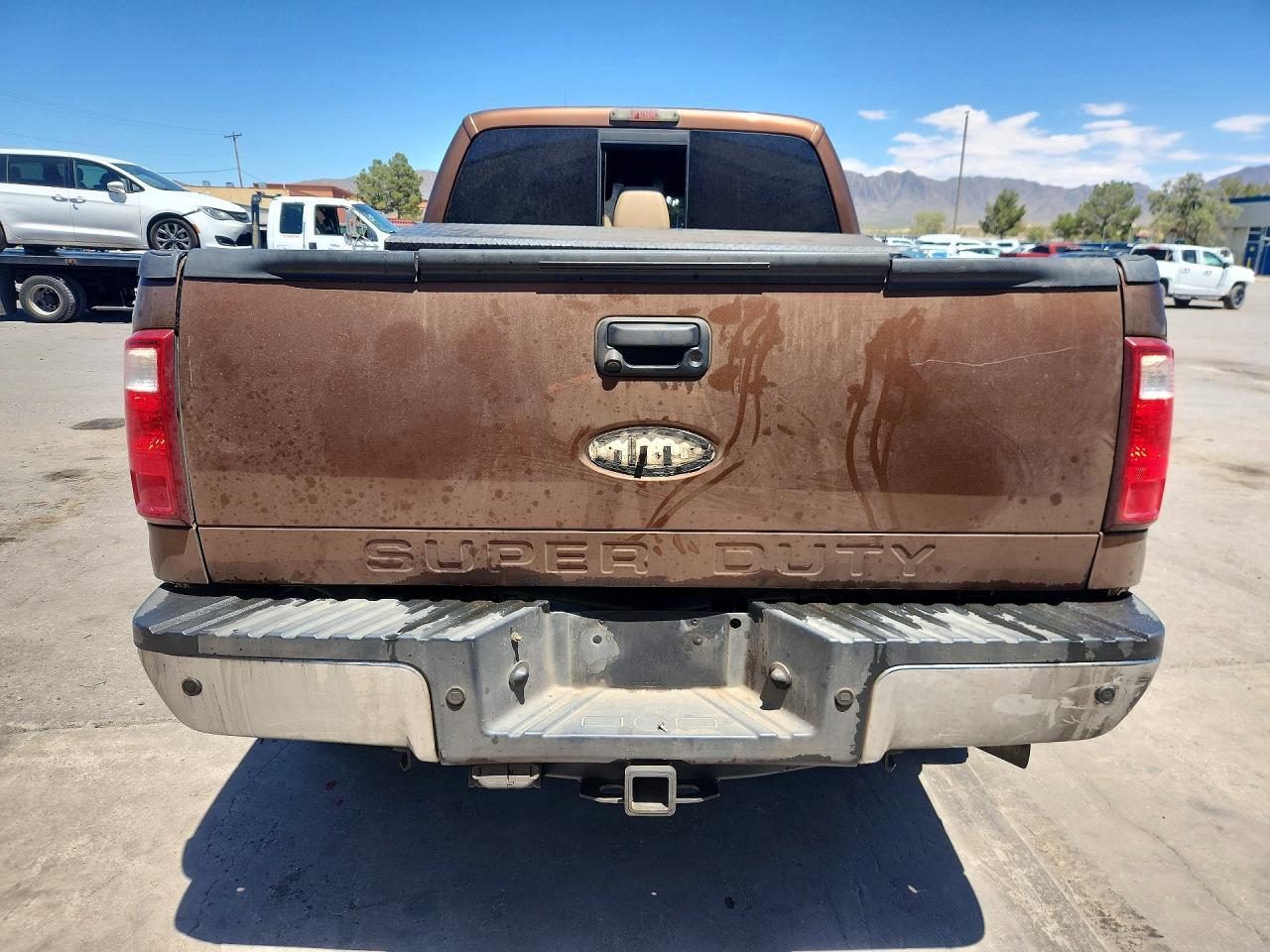 2011 Ford F250 Super Duty Коричневый vin: 1FT7W2BTXBEC85327