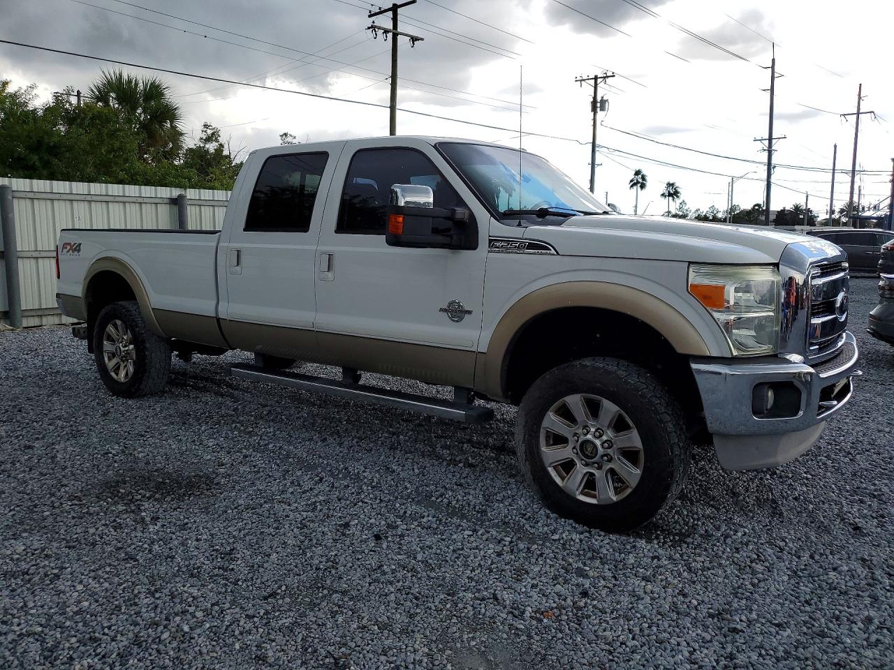 2012 Ford F250 Super Duty White vin: 1FT7W2BTXCEC44164